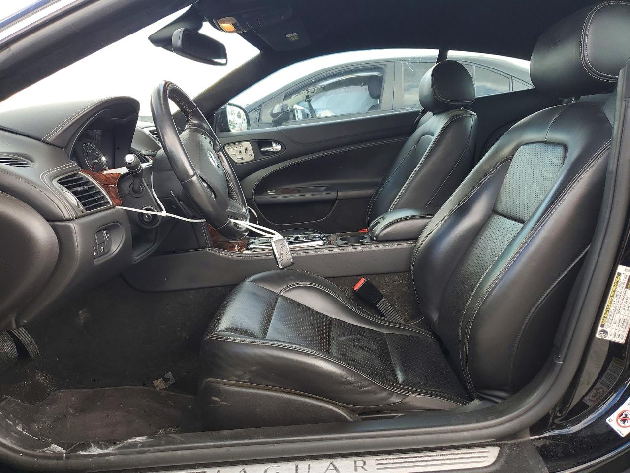 2010 Jaguar Xkr Черный vin: SAJWA4DC0AMB34220