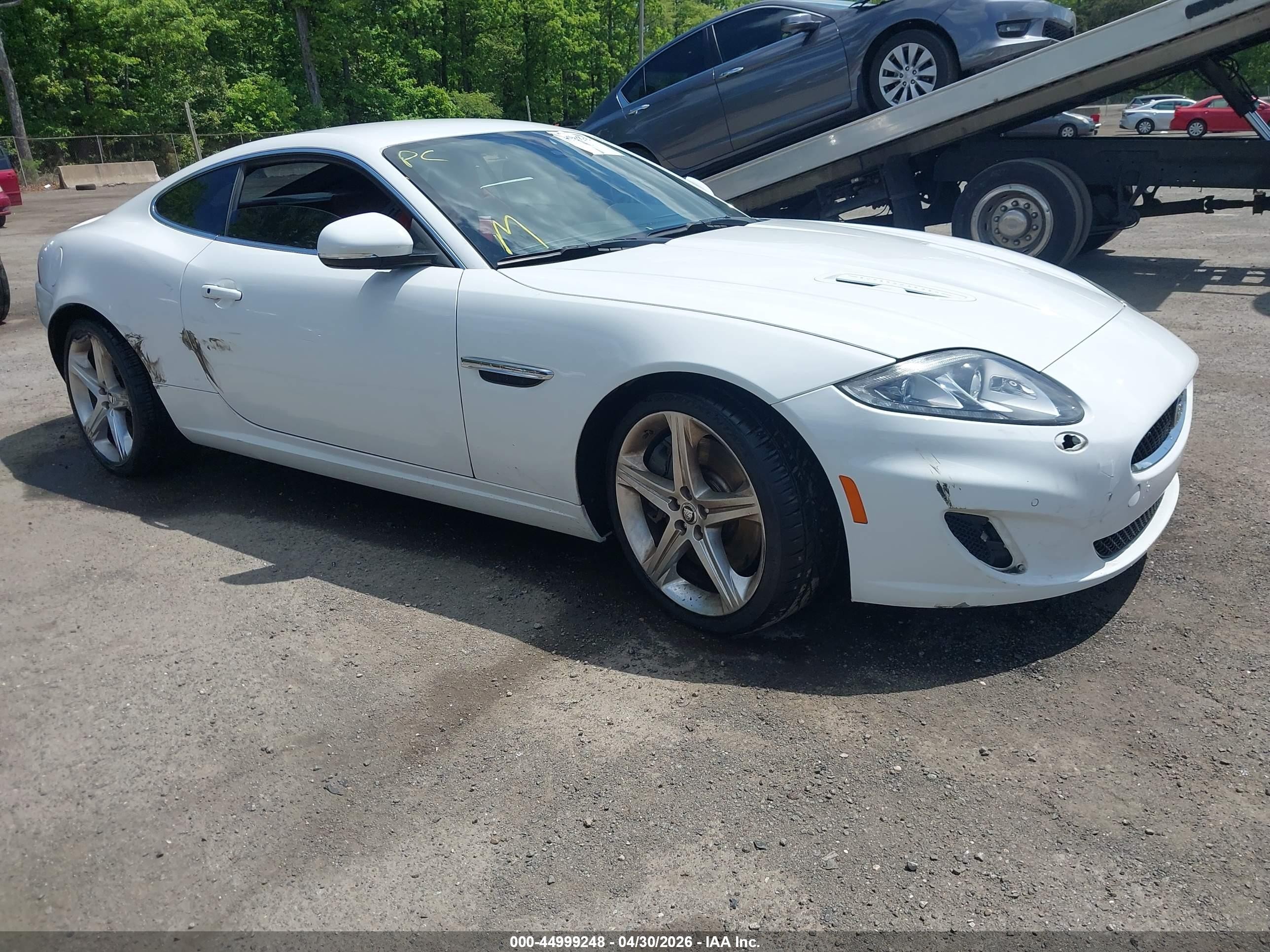 2013 Jaguar Xk Xkr White vin: SAJWA4DC1DMB51306