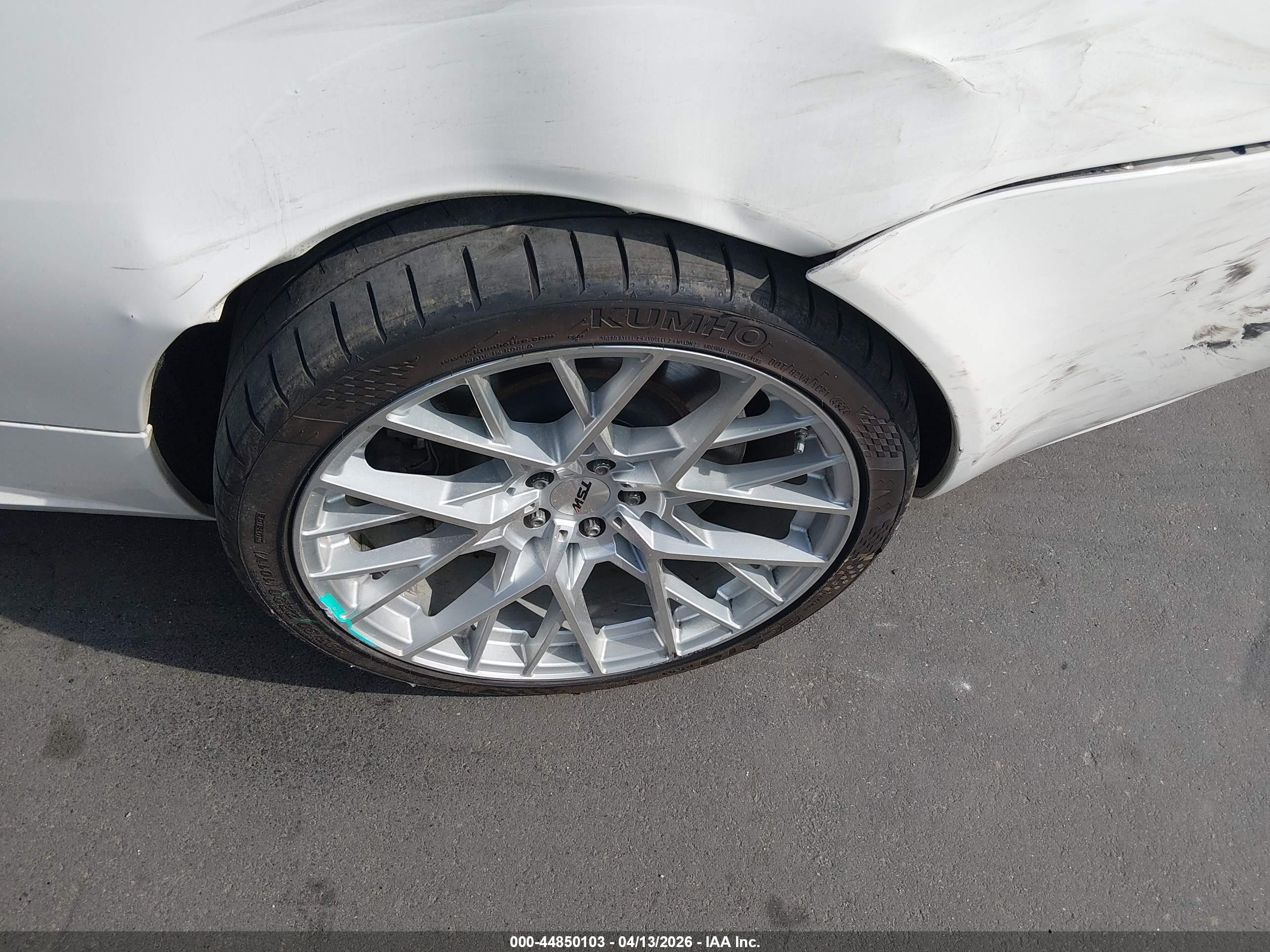2010 Jaguar Xk Xkr White vin: SAJWA4DC9AMB34104