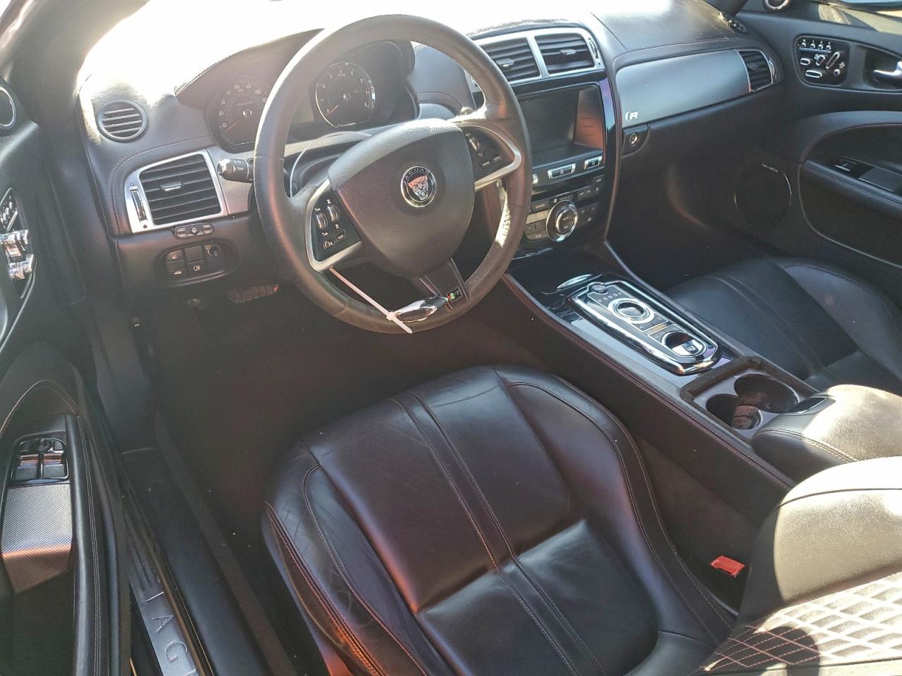 2015 Jaguar Xkr Black vin: SAJWA4EC8FMB55421