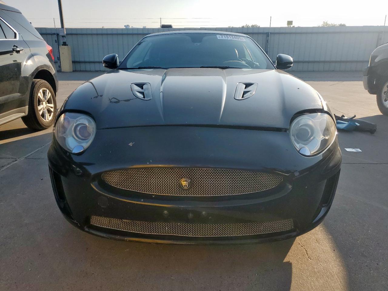 2010 Jaguar Xkr Черный vin: SAJWA4EC9AMB36529