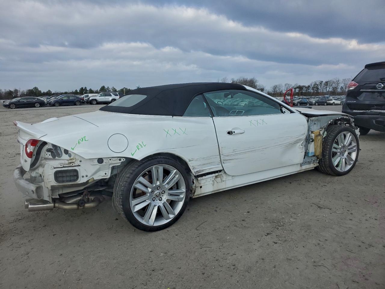 2014 Jaguar Xkr Белый vin: SAJWA4EC9EMB52753