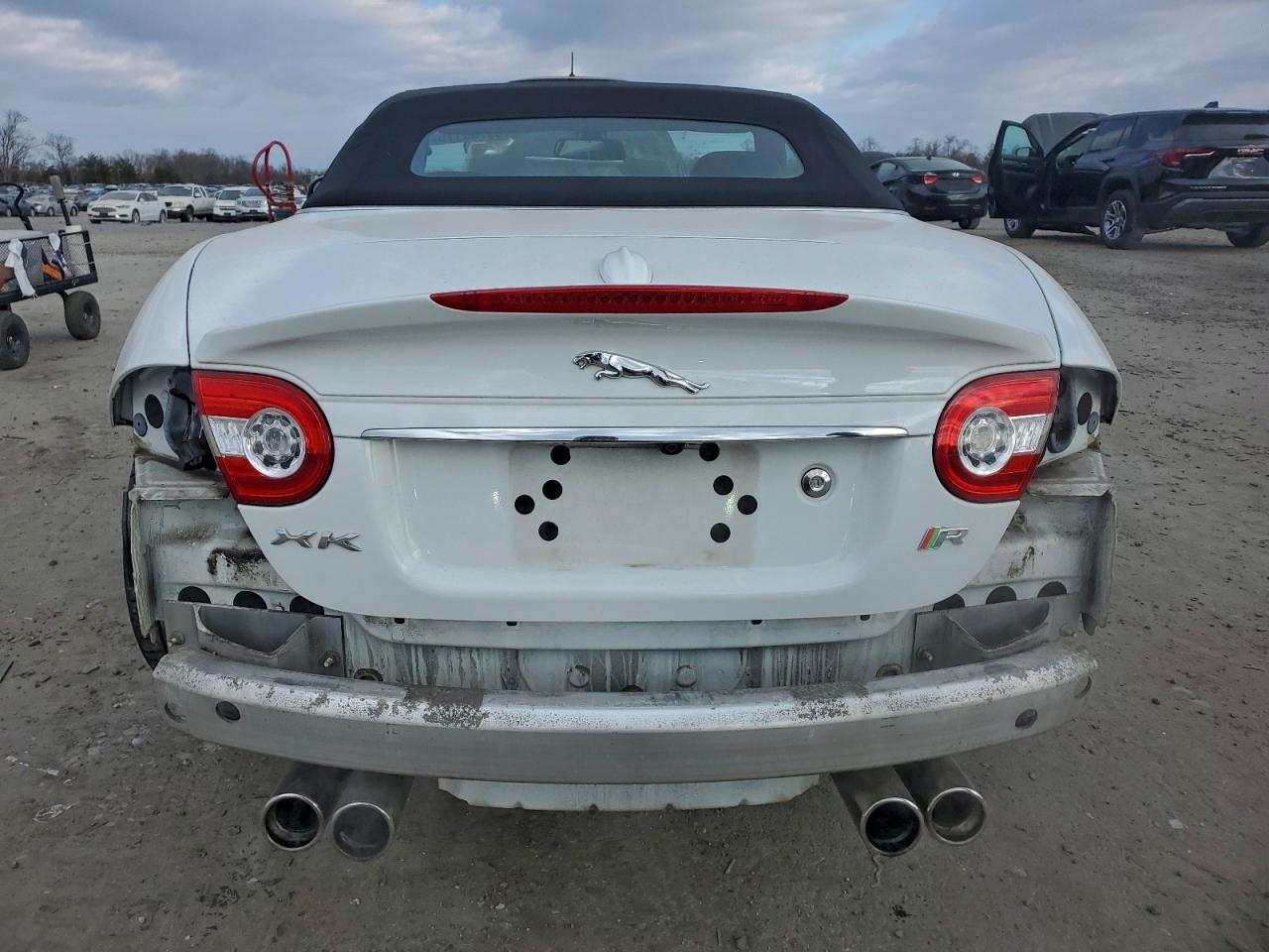 2014 Jaguar Xkr Белый vin: SAJWA4EC9EMB52753