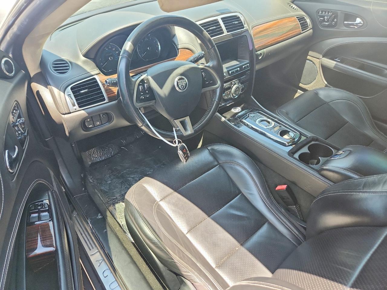 2012 Jaguar Xk Charcoal vin: SAJWA4FB1CLB47412