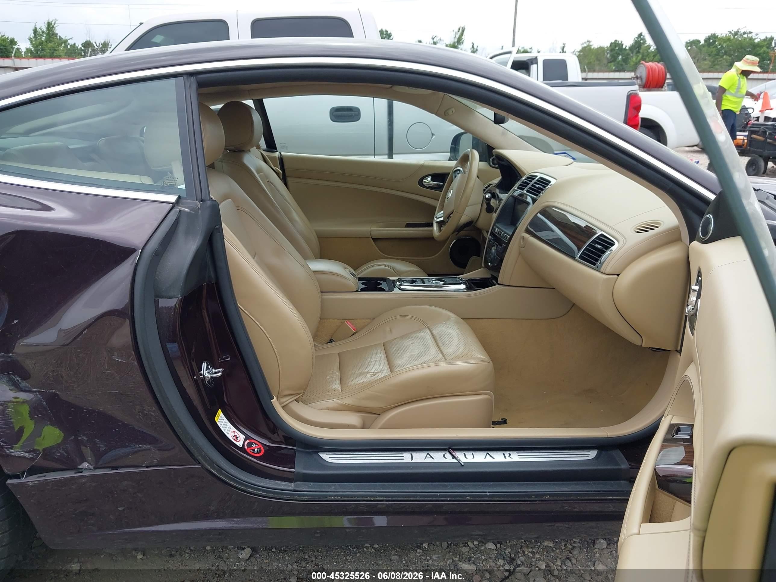 2012 Jaguar Xk   Purple vin: SAJWA4FB1CLB48477