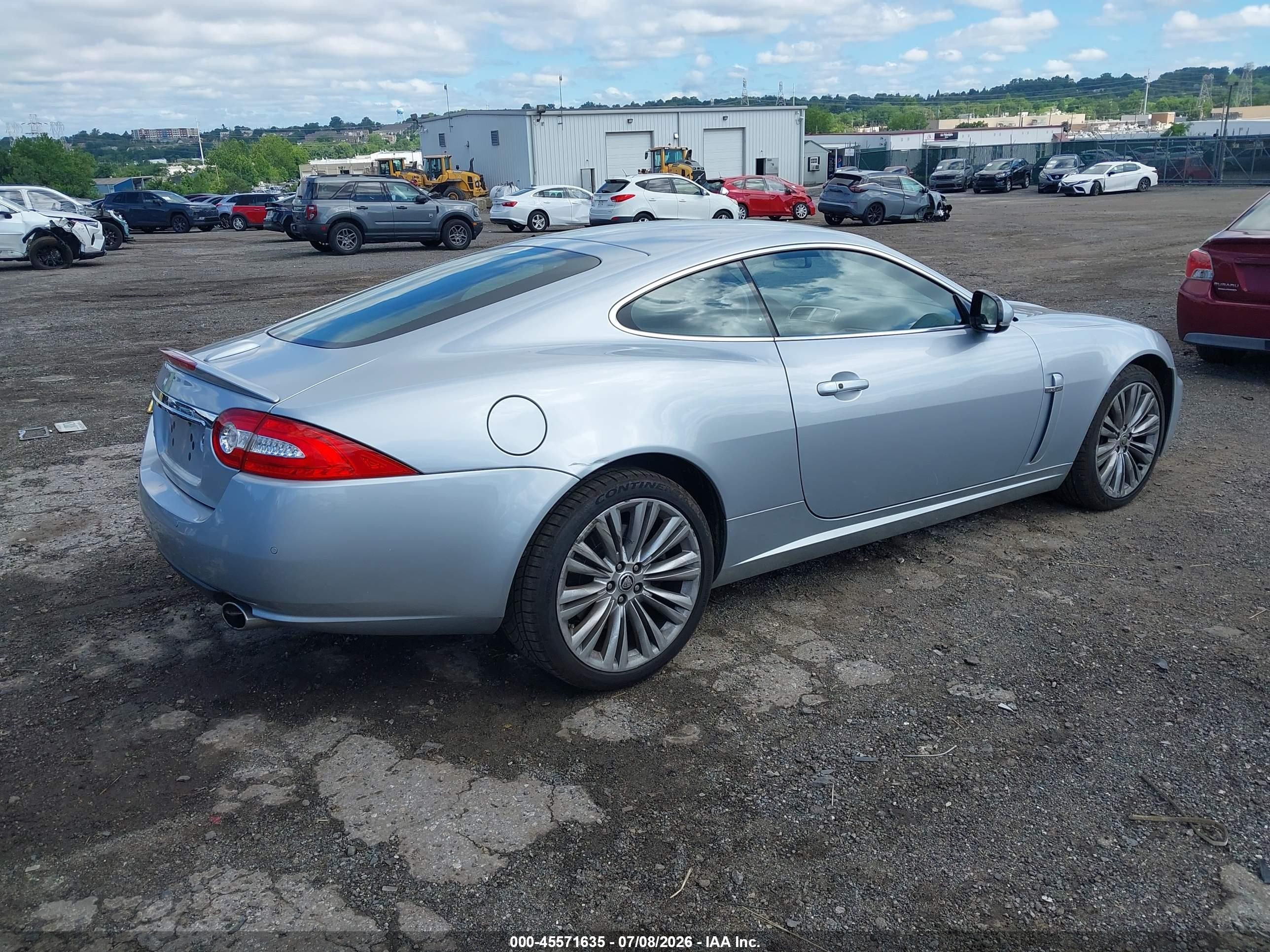 2011 Jaguar Xk Серебряный vin: SAJWA4FB2BLB41200