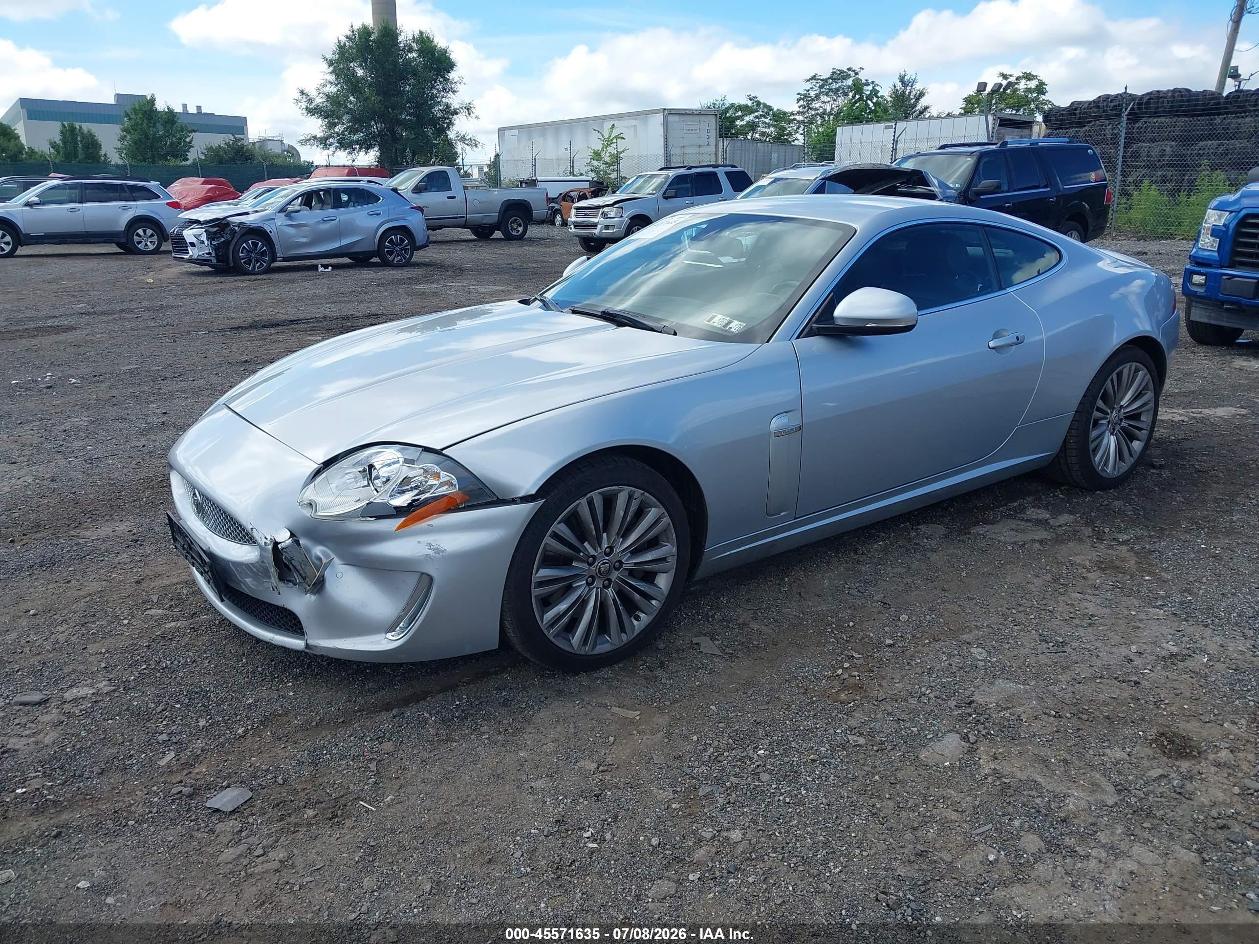 2011 Jaguar Xk Серебряный vin: SAJWA4FB2BLB41200