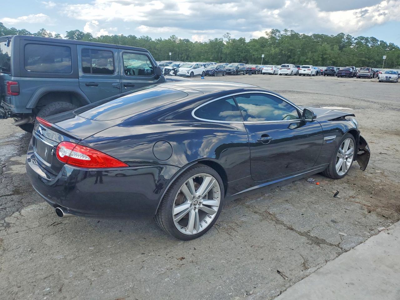 2013 Jaguar Xk Black vin: SAJWA4FB2DLB50904