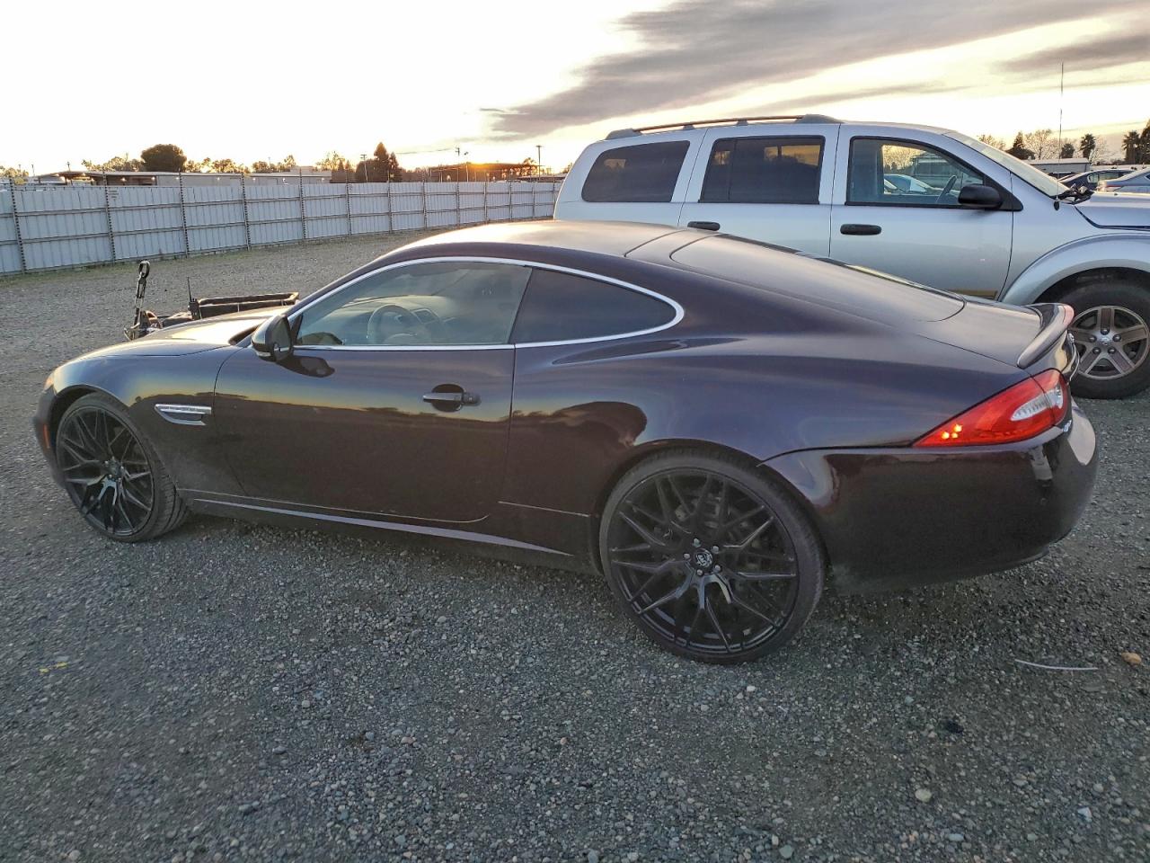 2012 Jaguar Xk Бордовый vin: SAJWA4FB5CLB46697