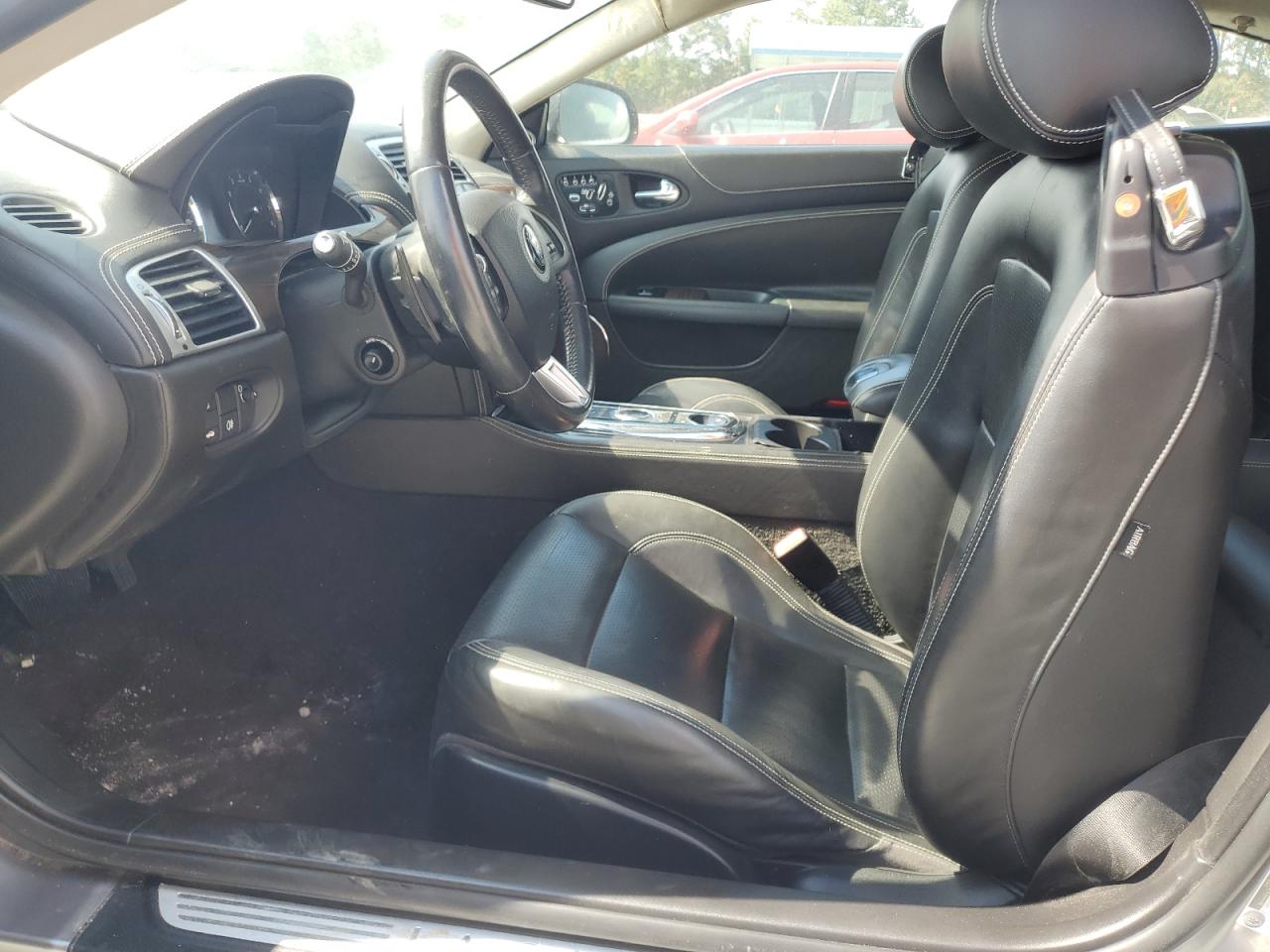 2014 Jaguar Xk Silver vin: SAJWA4FB6ELB54004