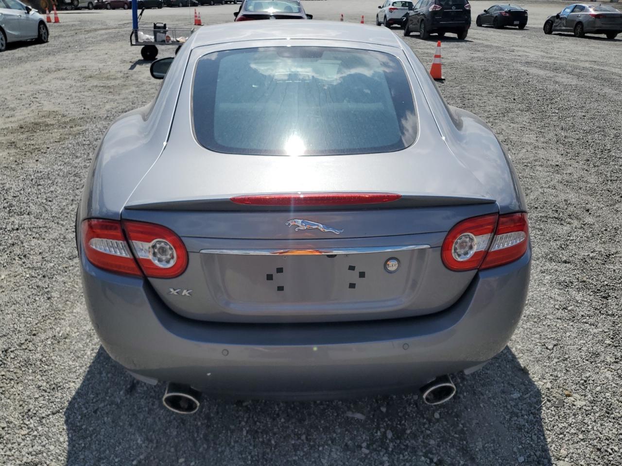 2014 Jaguar Xk Silver vin: SAJWA4FB6ELB54004