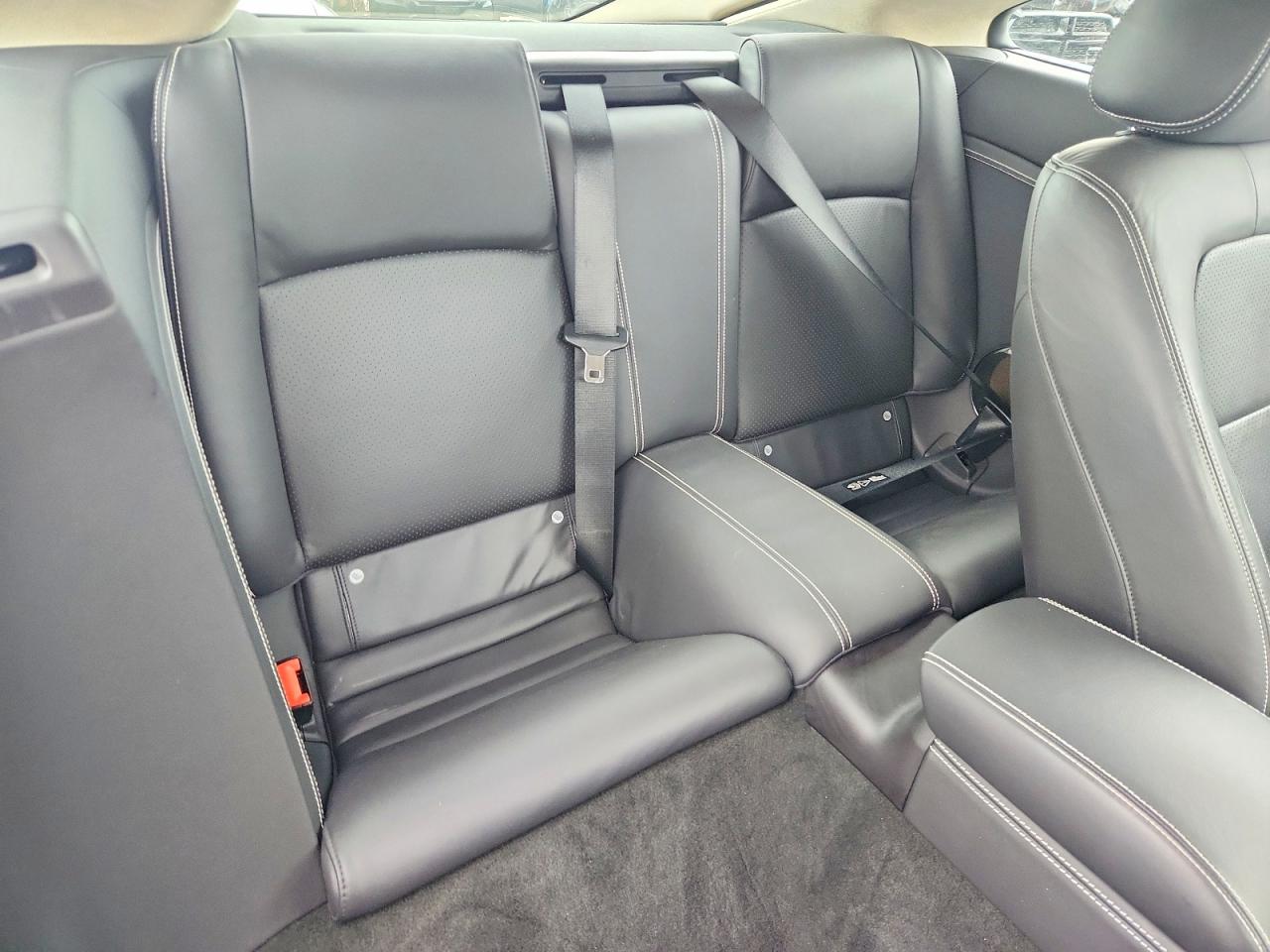 2014 Jaguar Xk Silver vin: SAJWA4FB6ELB54620
