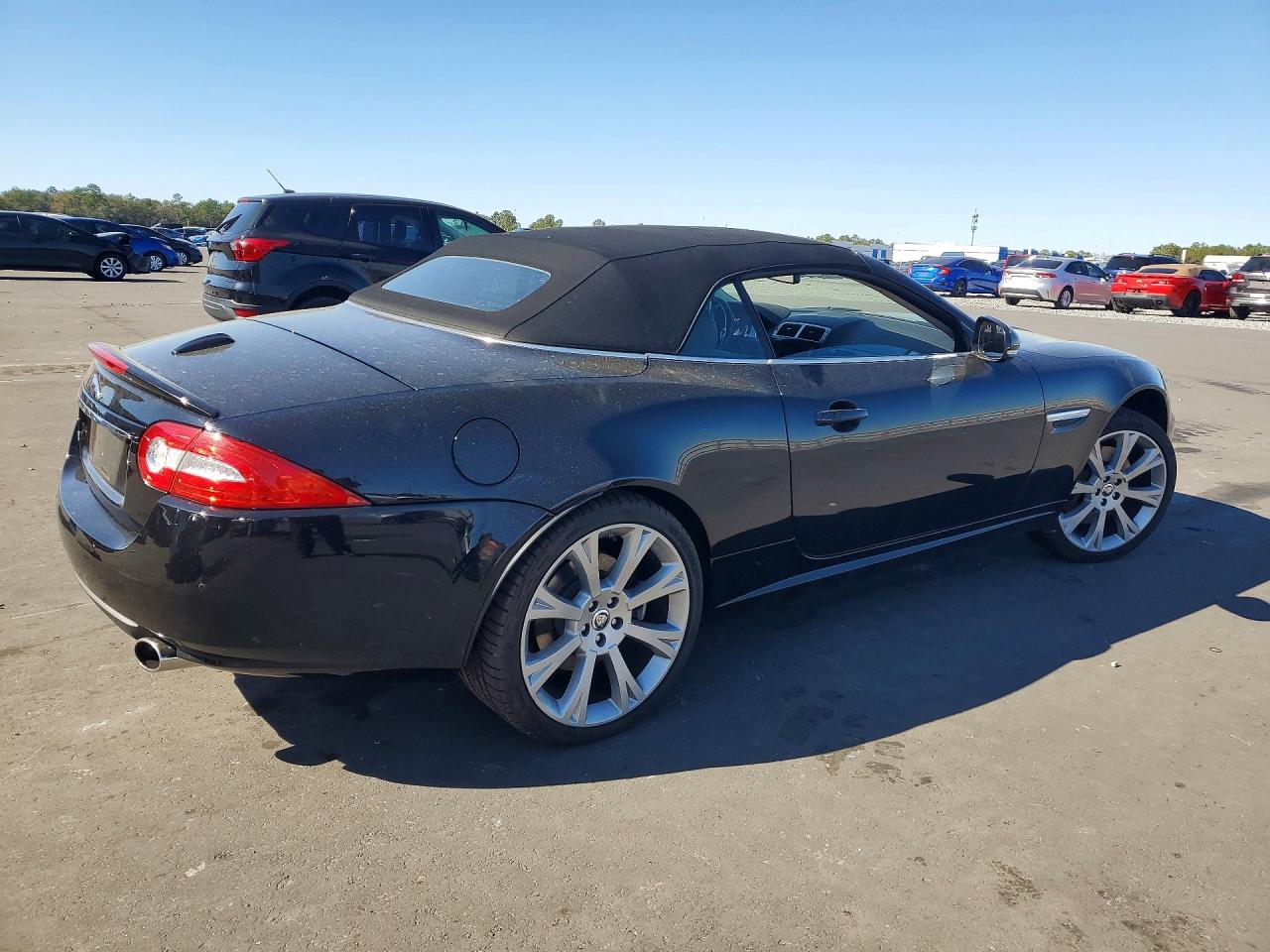 2012 Jaguar Xk Black vin: SAJWA4GB2CLB45960