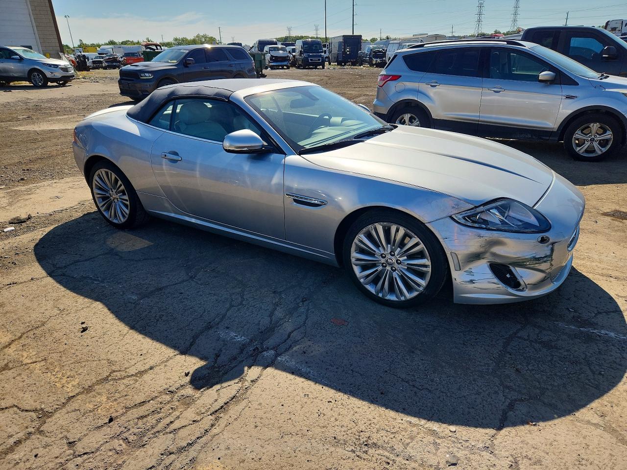 2012 Jaguar Xk Silver vin: SAJWA4GB4CLB46558