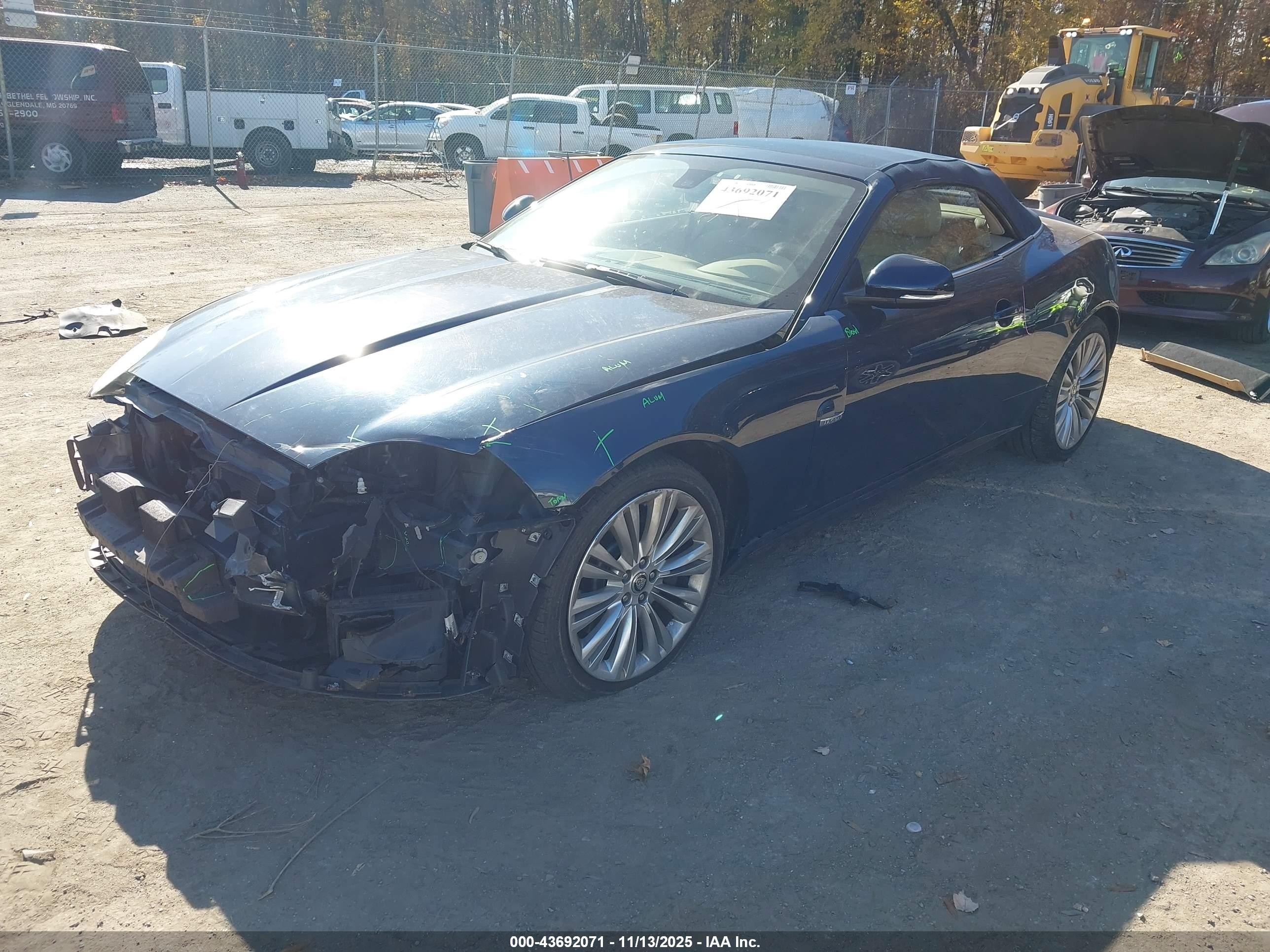 2010 Jaguar Xk   Blue vin: SAJWA4GB5ALB37347
