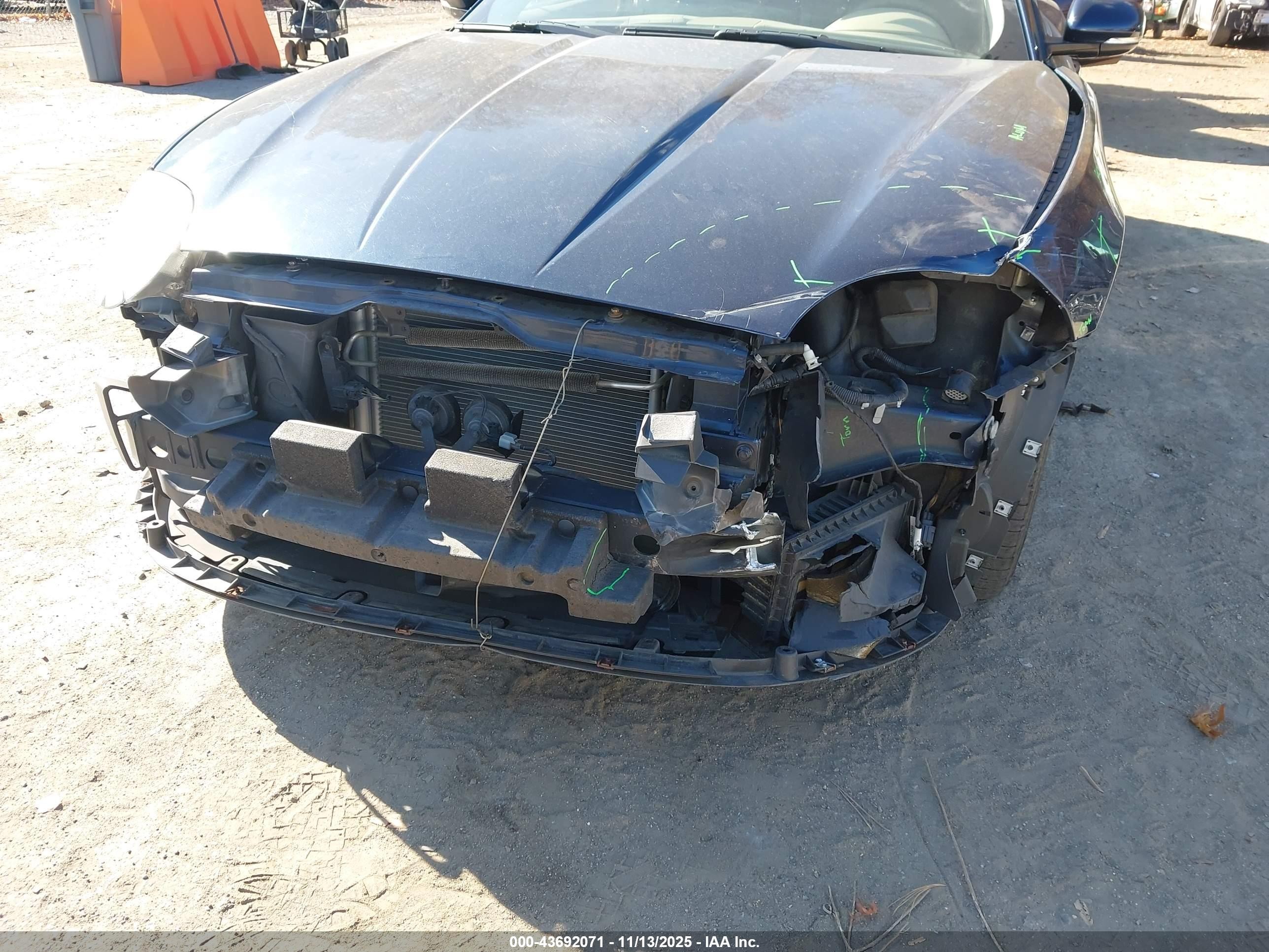 2010 Jaguar Xk   Blue vin: SAJWA4GB5ALB37347