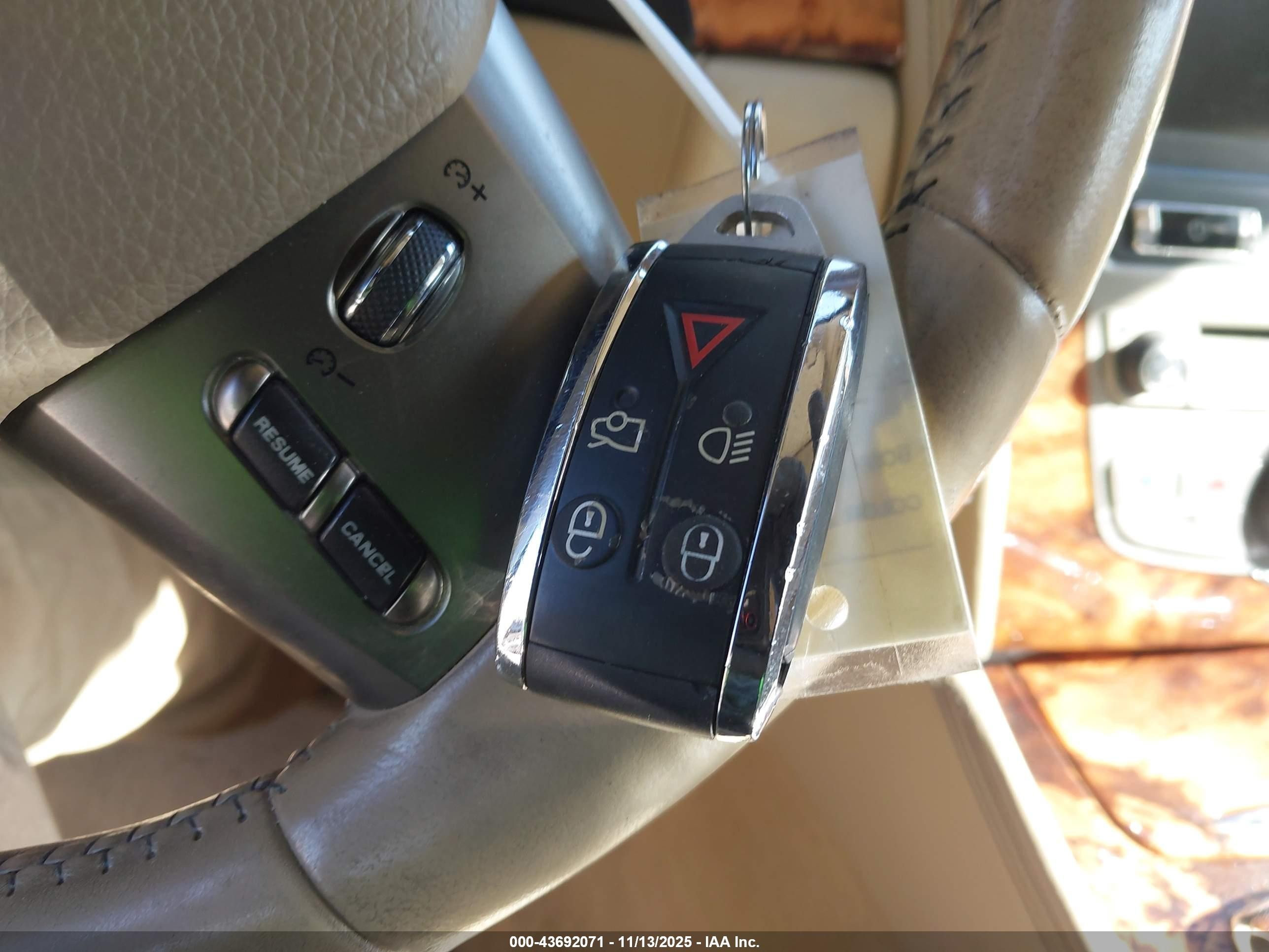 2010 Jaguar Xk   Blue vin: SAJWA4GB5ALB37347