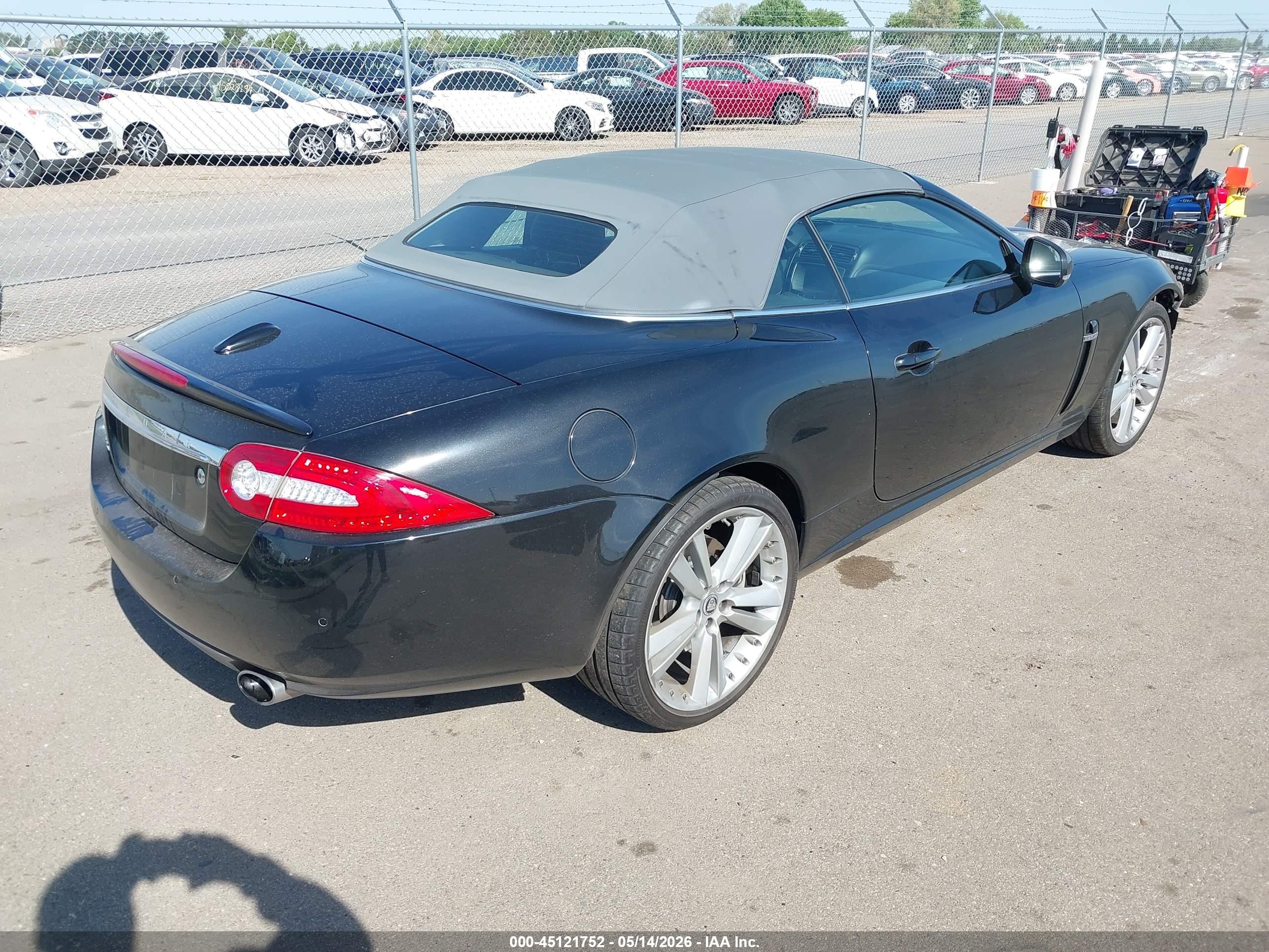 2010 Jaguar Xk Черный vin: SAJWA4GB7ALB32960