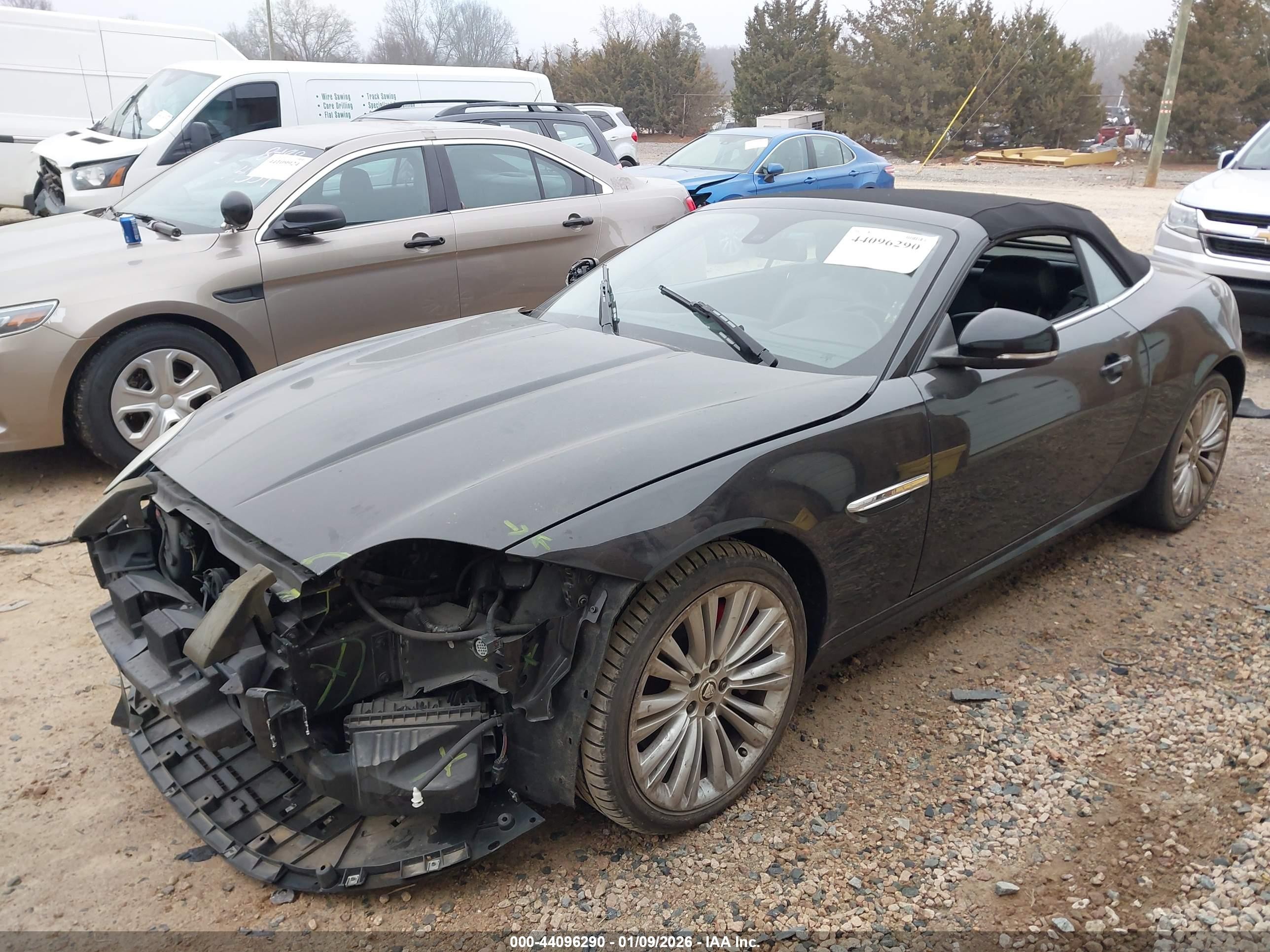 2012 Jaguar Xk   Black vin: SAJWA4GB8CLB47647