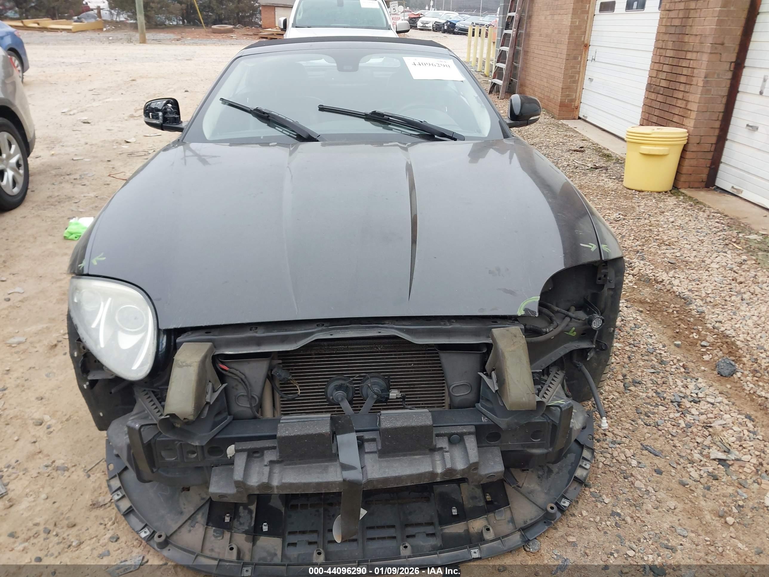 2012 Jaguar Xk   Black vin: SAJWA4GB8CLB47647