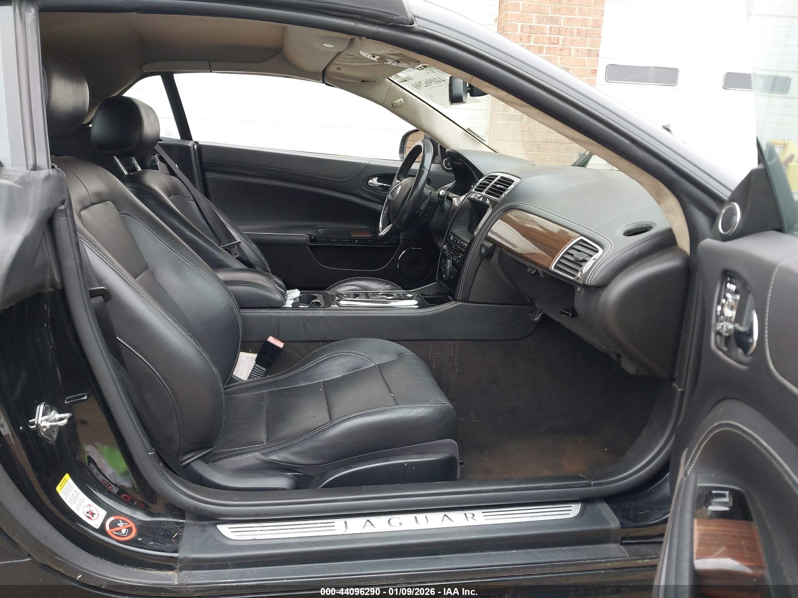2012 Jaguar Xk   Black vin: SAJWA4GB8CLB47647