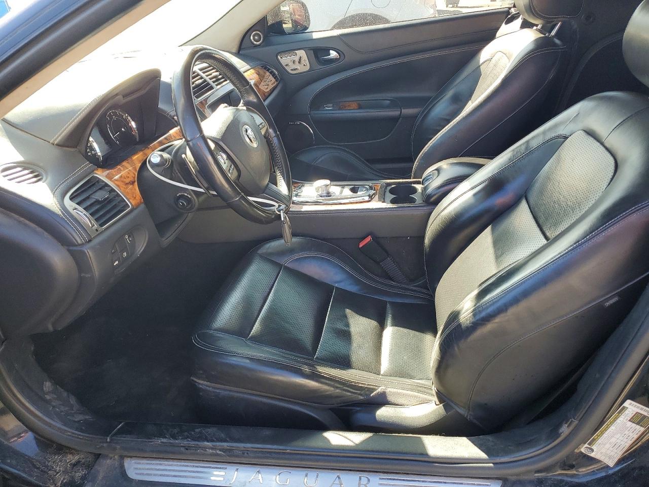 2010 Jaguar Xk Portfolio Black vin: SAJWA4GBXALB34279