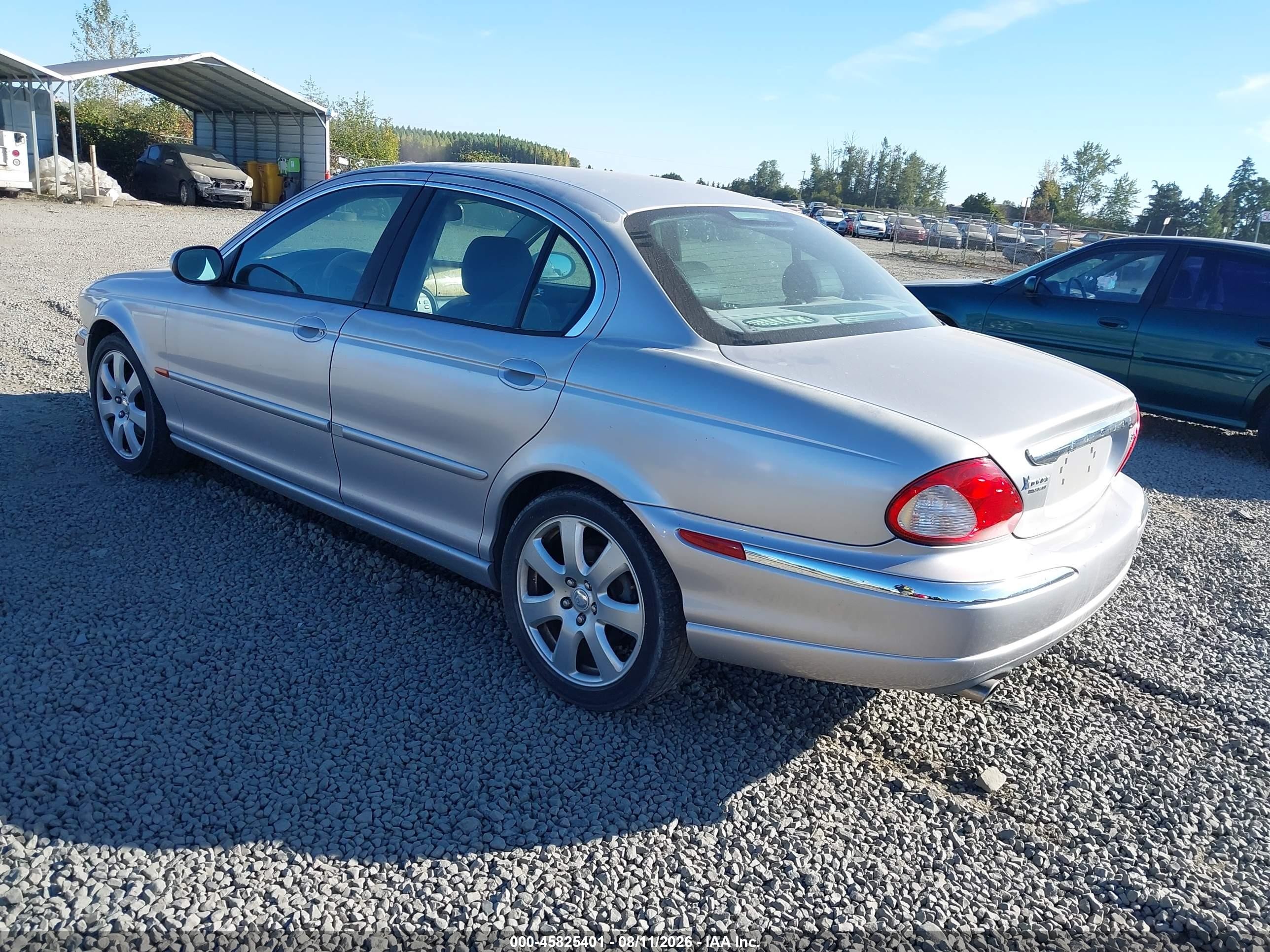 2005 Jaguar X-type 3.0 Silver vin: SAJWA51A05WE57833