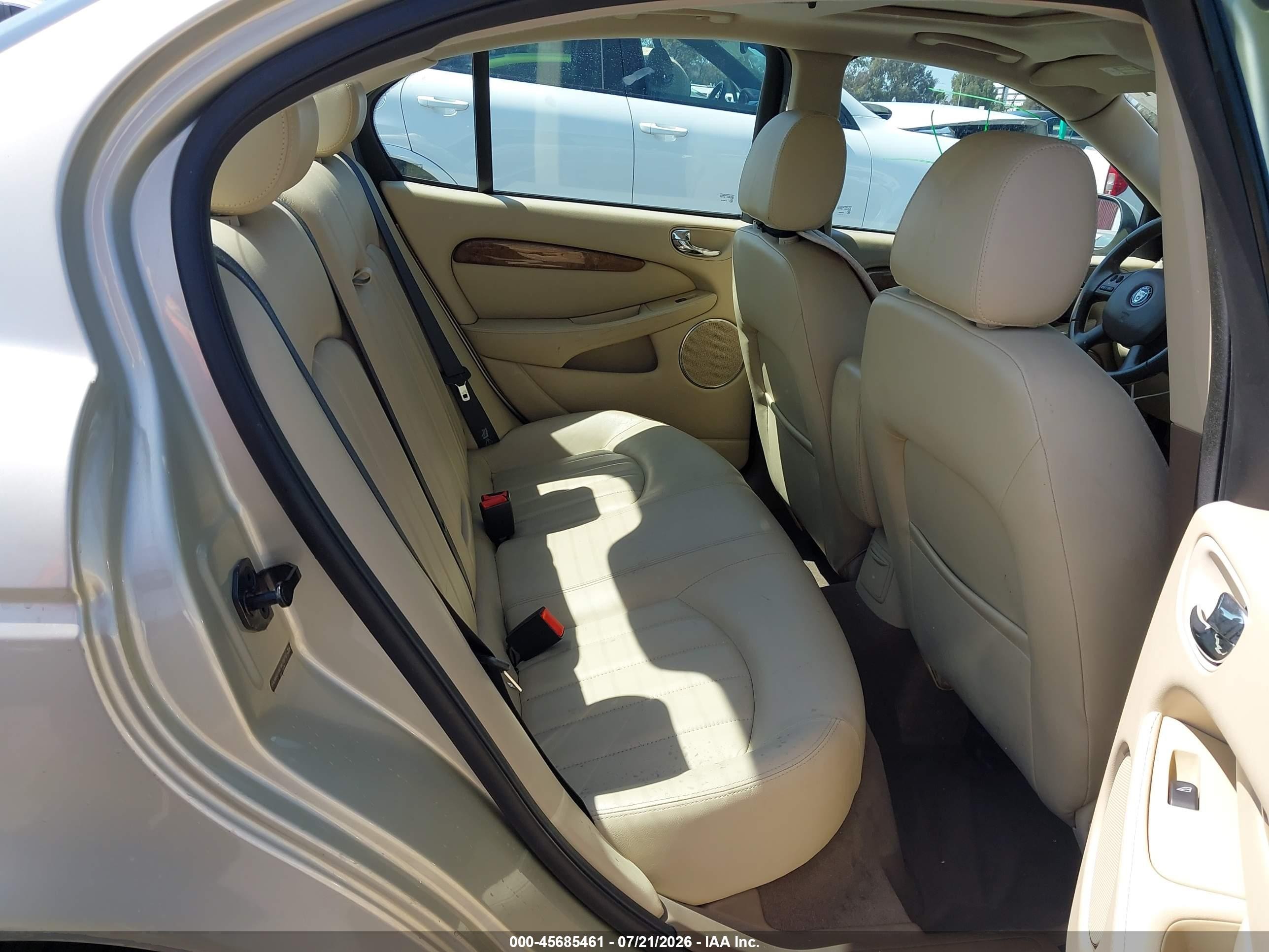 2007 Jaguar X-type 3.0 Champagne vin: SAJWA51A67WJ15710