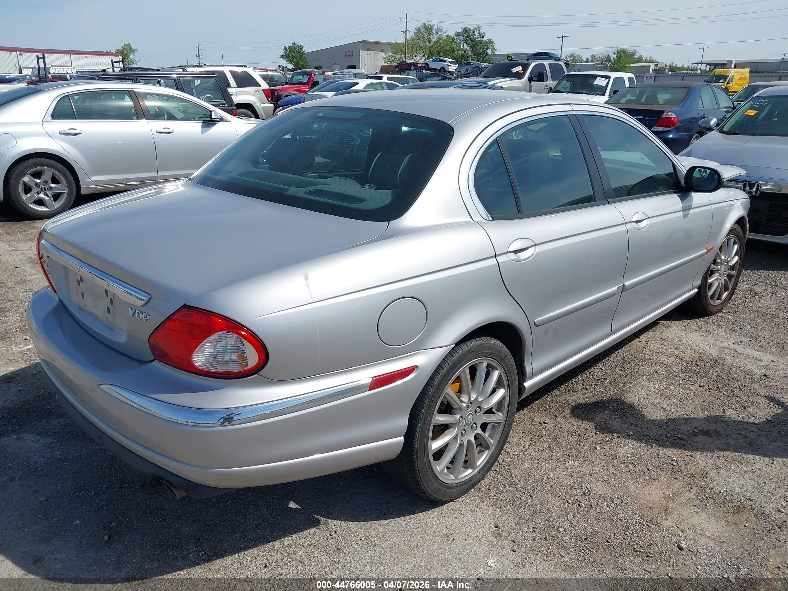 2006 Jaguar X-type 3.0 Silver vin: SAJWA51A96WE87057
