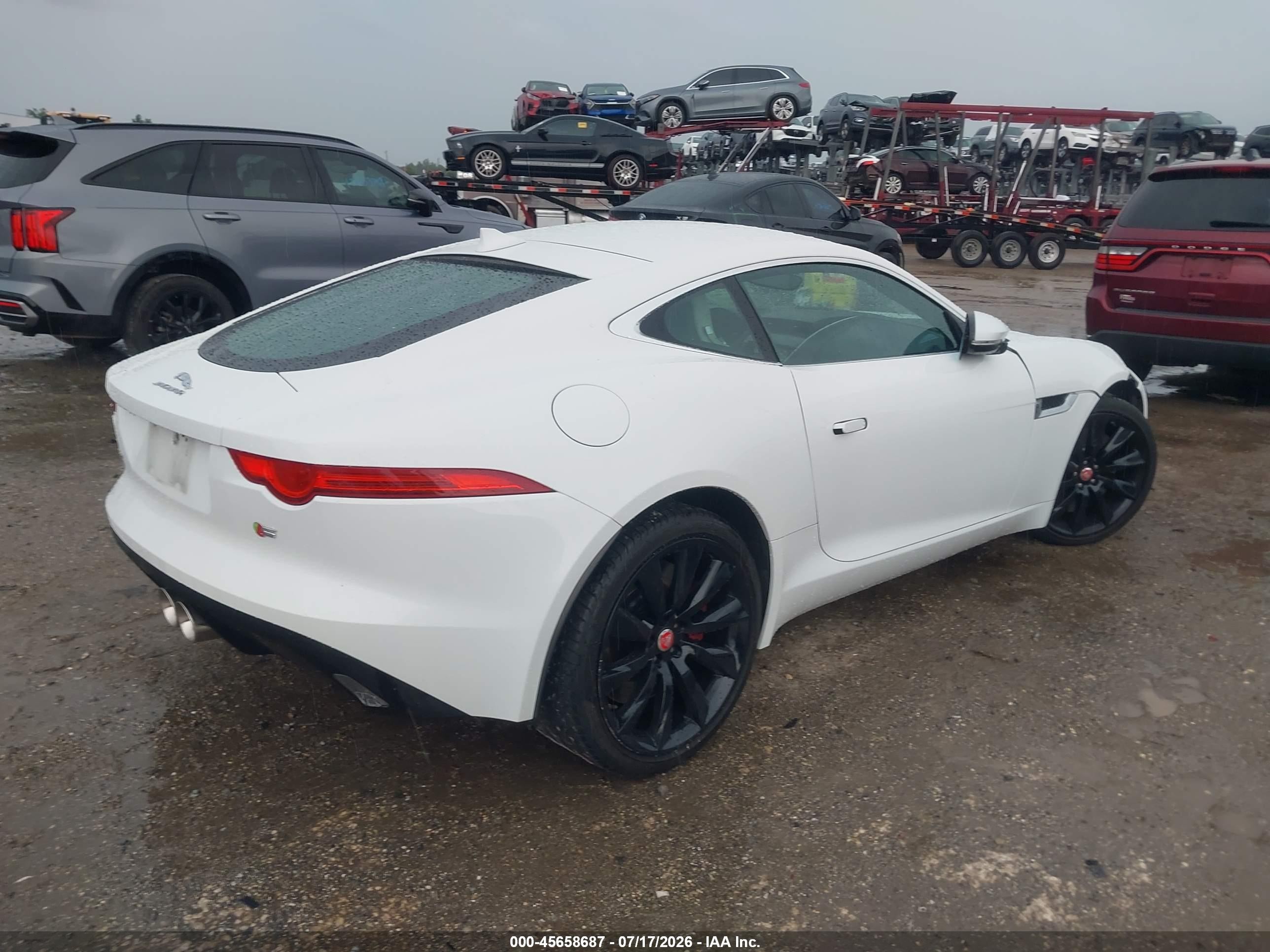 2015 Jaguar F-type S White vin: SAJWA6BU4F8K18545