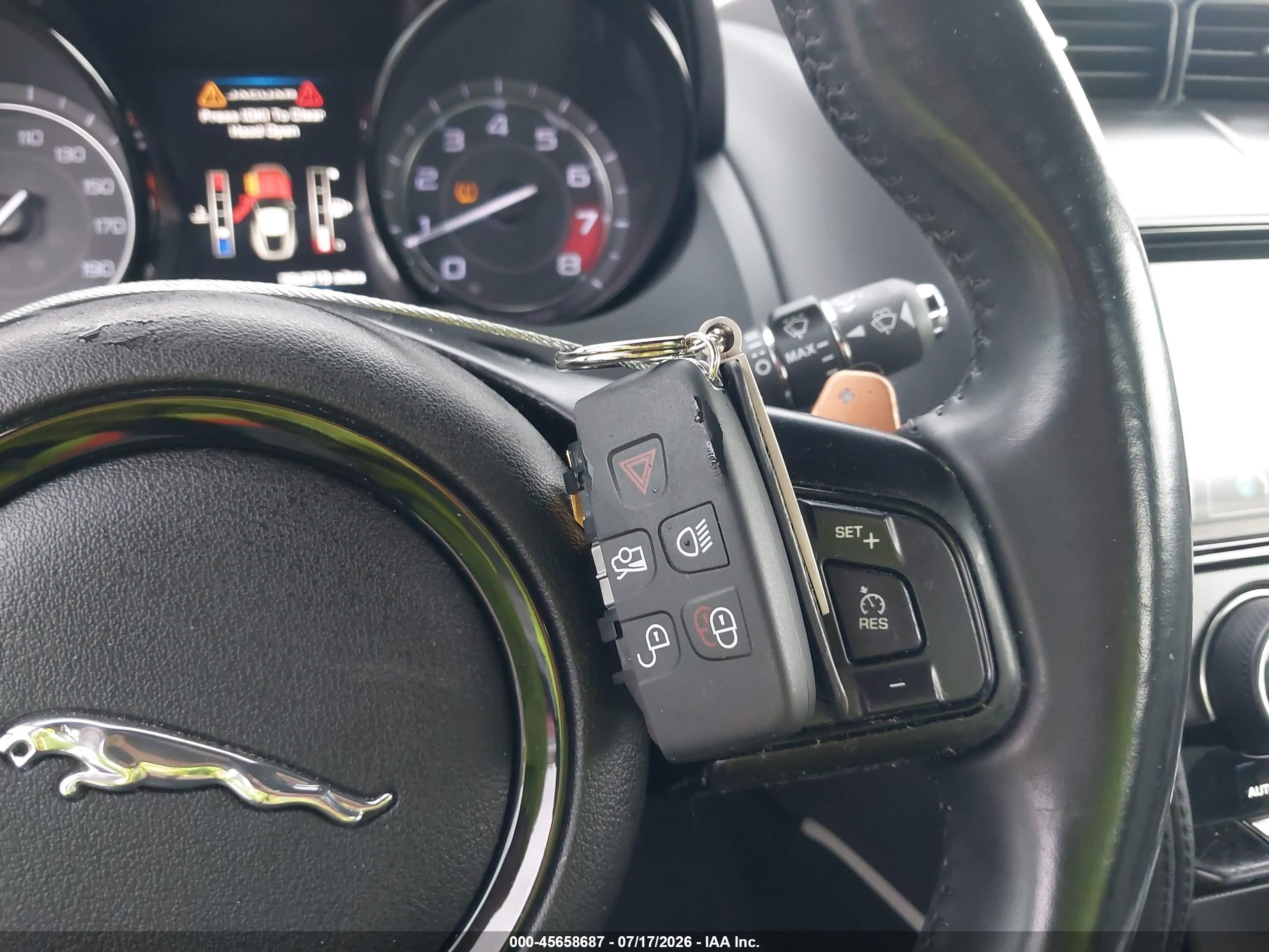 2015 Jaguar F-type S White vin: SAJWA6BU4F8K18545