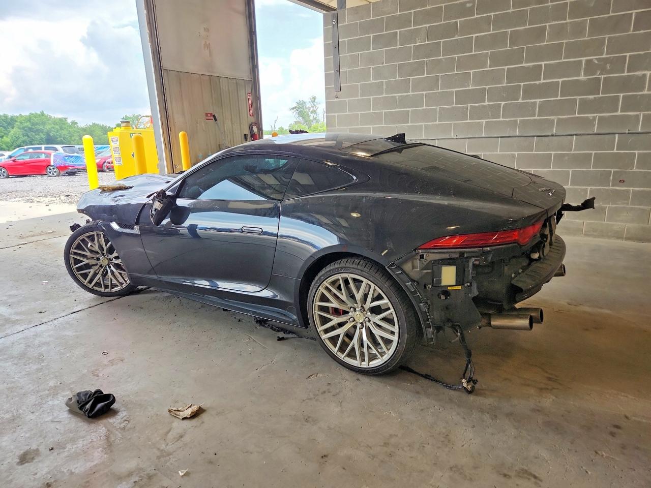 2015 Jaguar F-type Black vin: SAJWA6DA0FMK11456