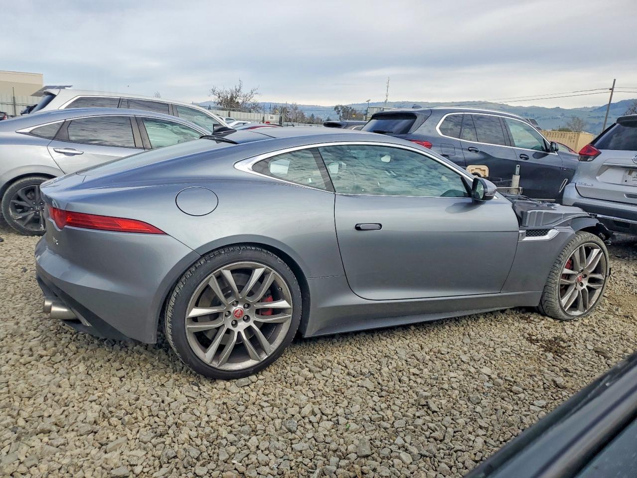 2015 Jaguar F-type R Silver vin: SAJWA6DA0FMK18651