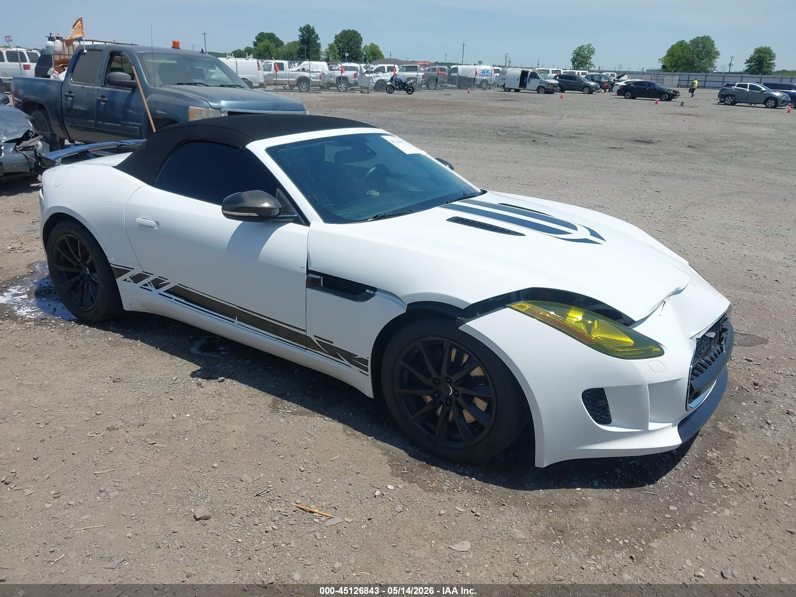2014 Jaguar F-type   White vin: SAJWA6E73E8K00977