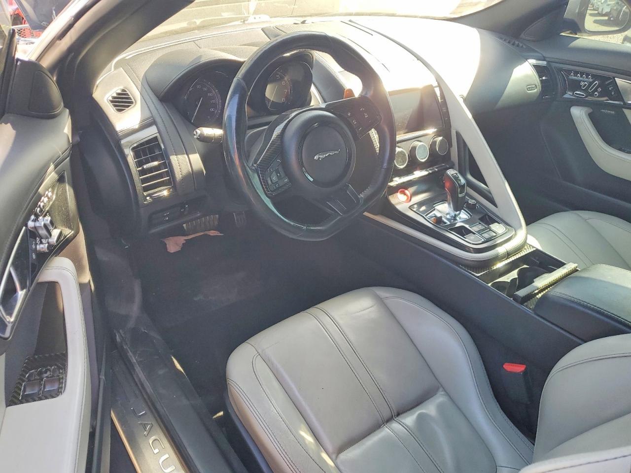 2014 Jaguar F-type S Серый vin: SAJWA6FC5E8K06307