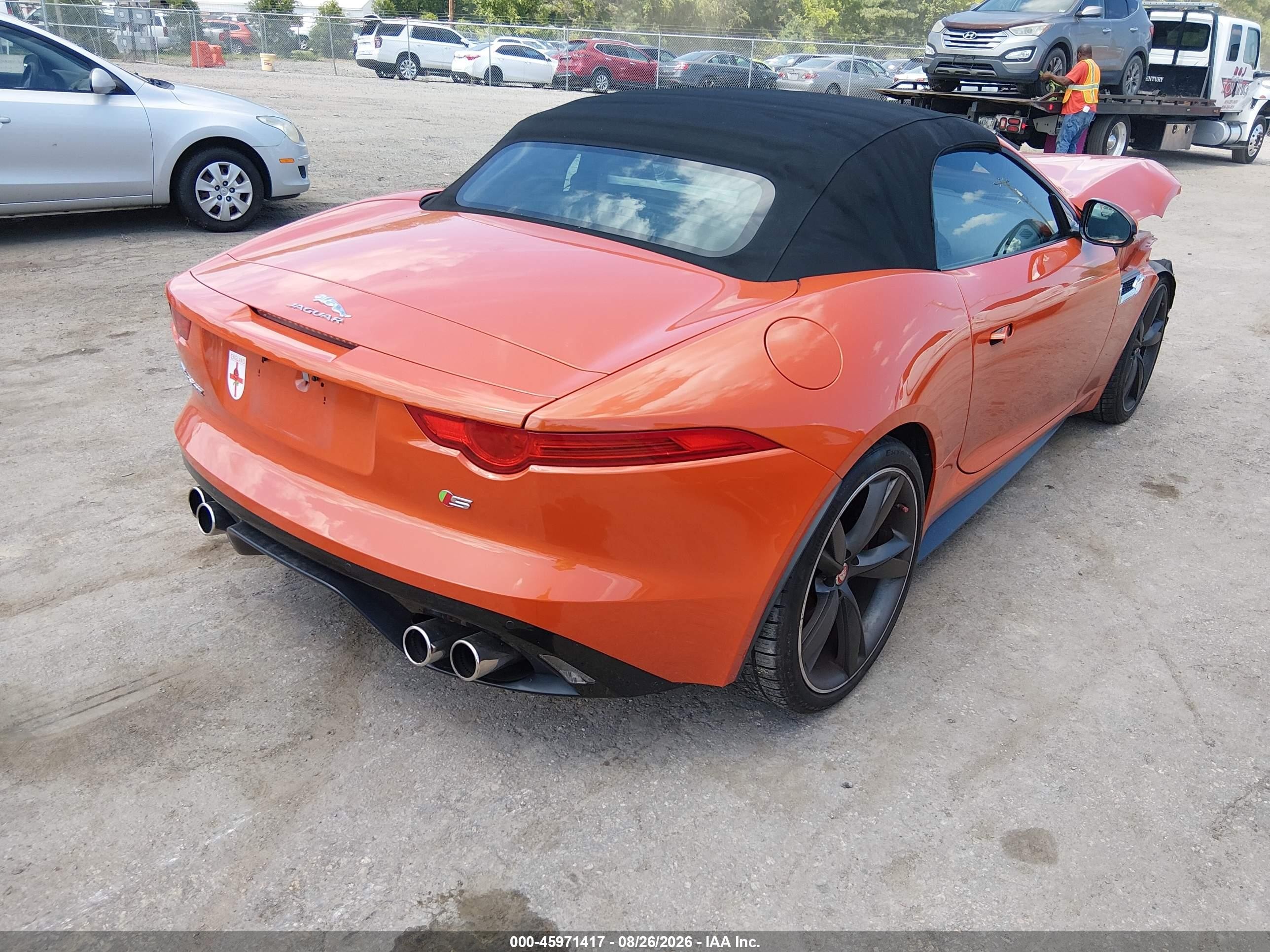 2015 Jaguar F-type V8 S Orange vin: SAJWA6GL3FMK20844