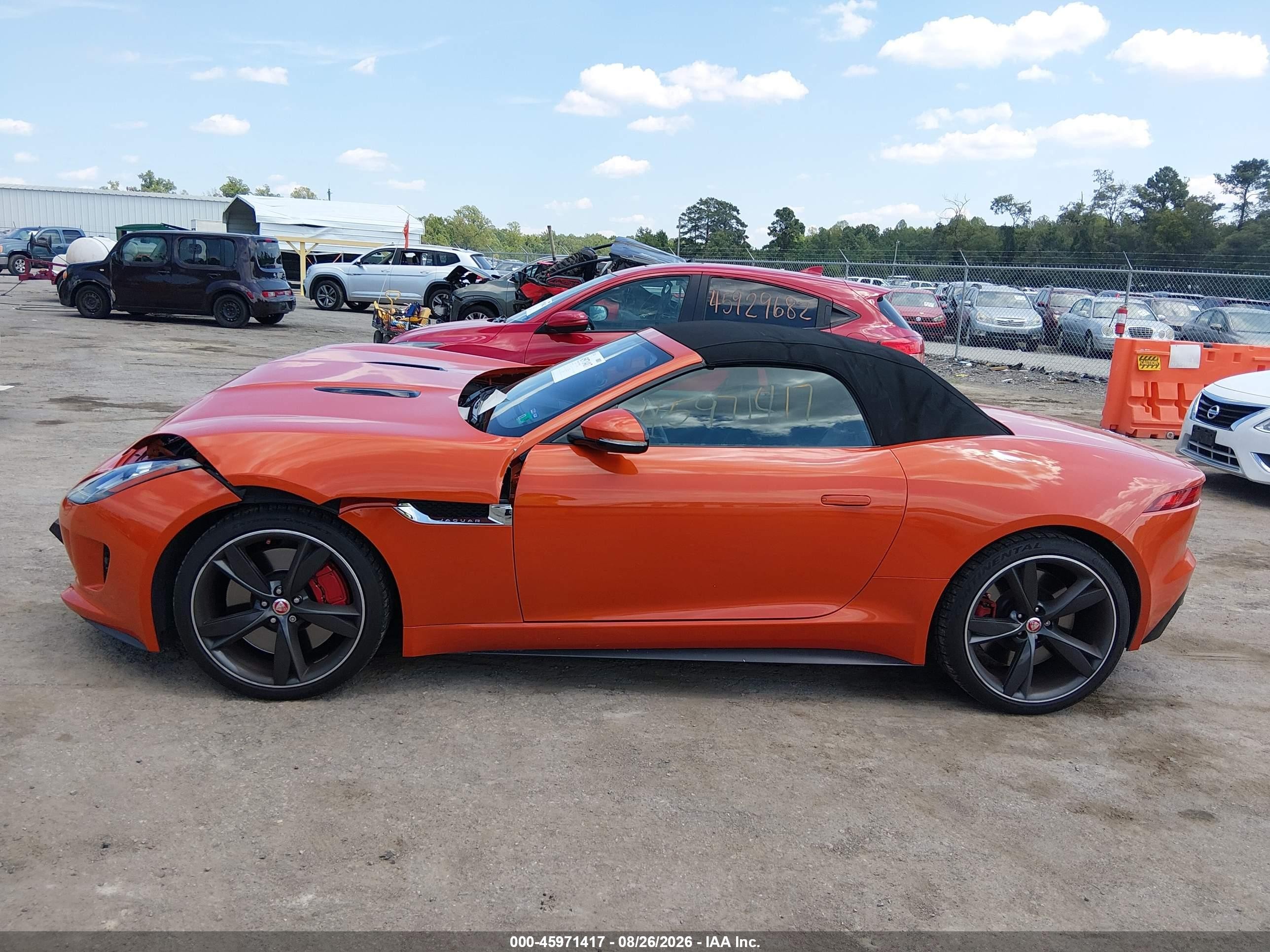 2015 Jaguar F-type V8 S Orange vin: SAJWA6GL3FMK20844