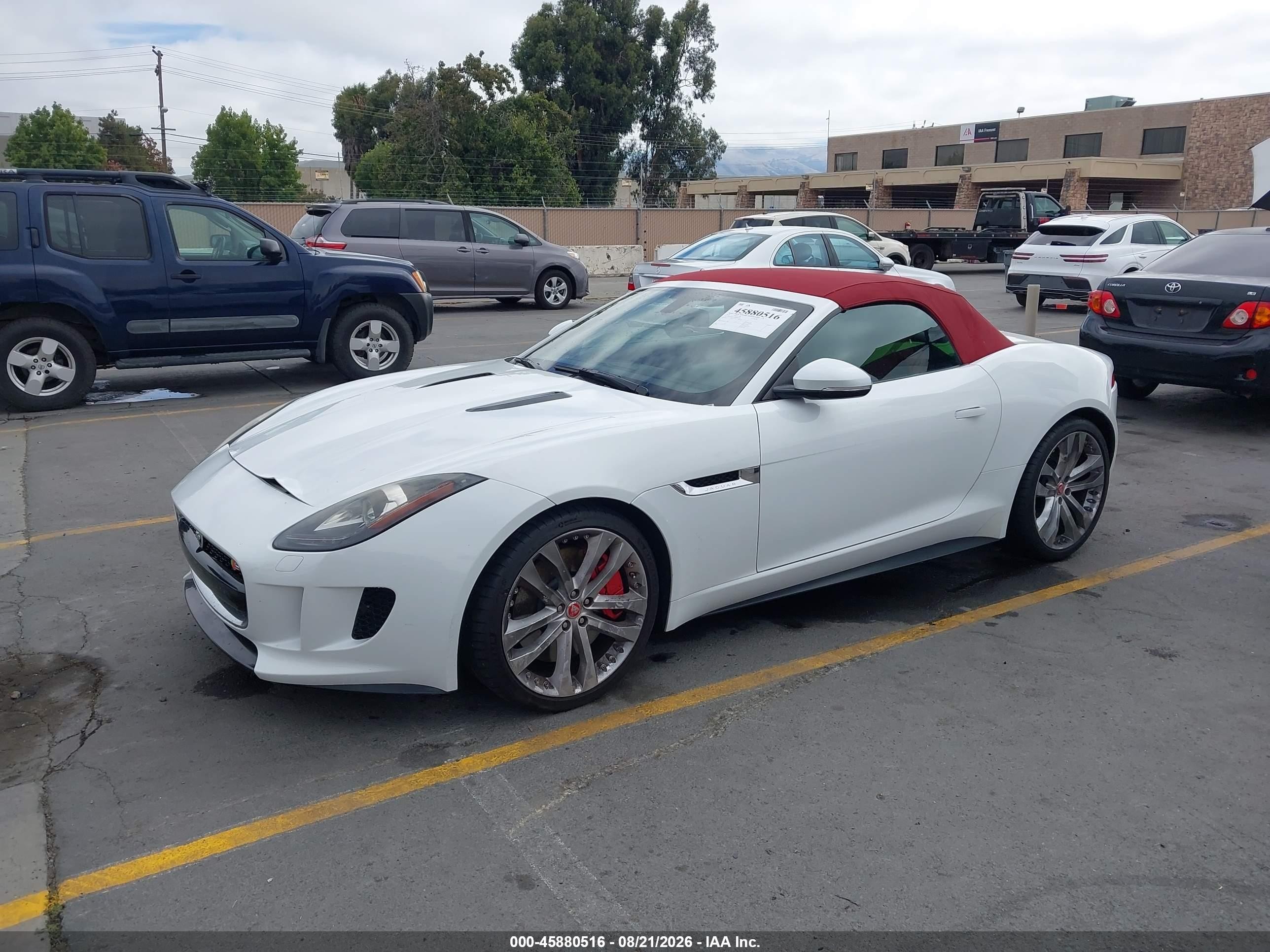 2014 Jaguar F-type V8 S White vin: SAJWA6GL4EMK08586