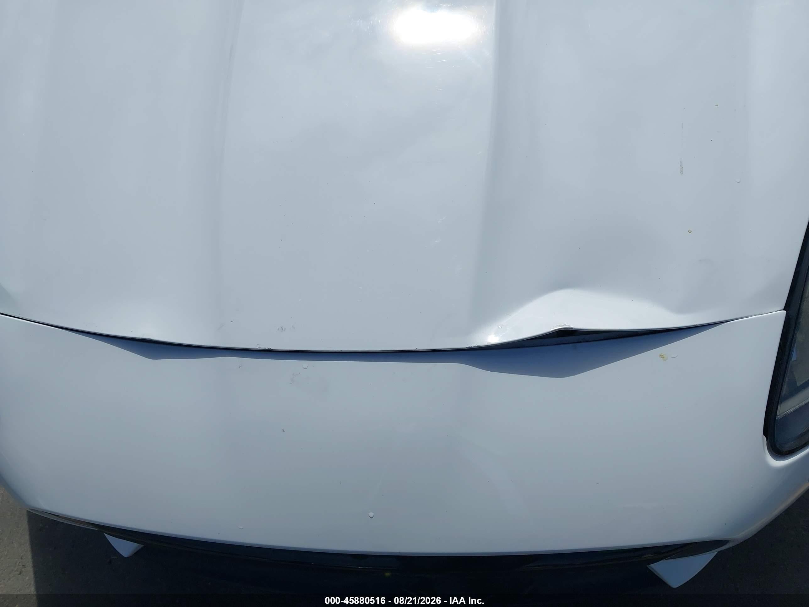 2014 Jaguar F-type V8 S White vin: SAJWA6GL4EMK08586
