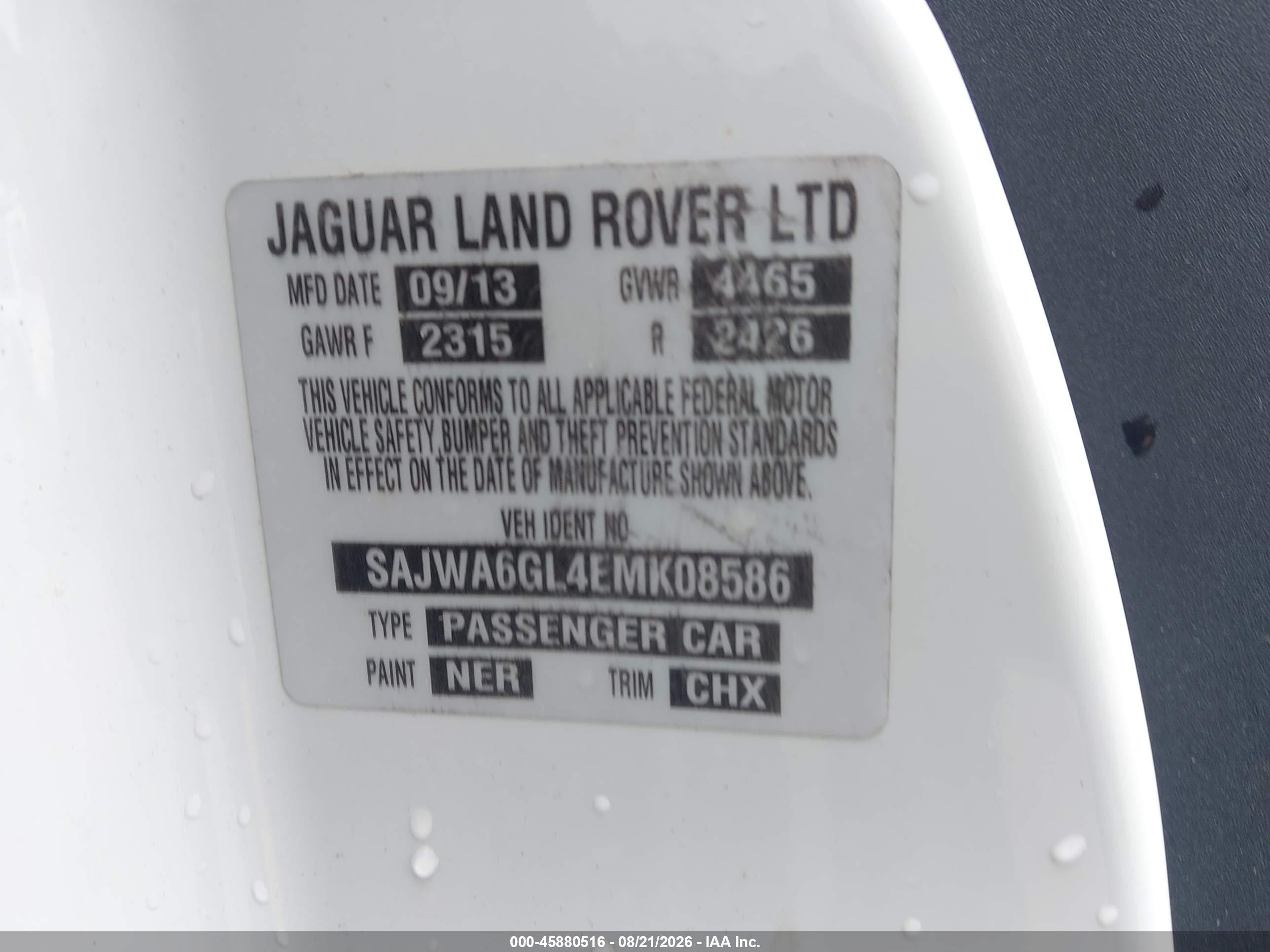 2014 Jaguar F-type V8 S White vin: SAJWA6GL4EMK08586