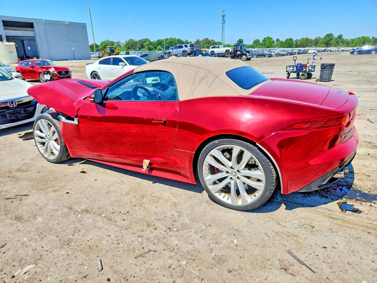2014 Jaguar F-type V8 S Red vin: SAJWA6GLXEMK04591