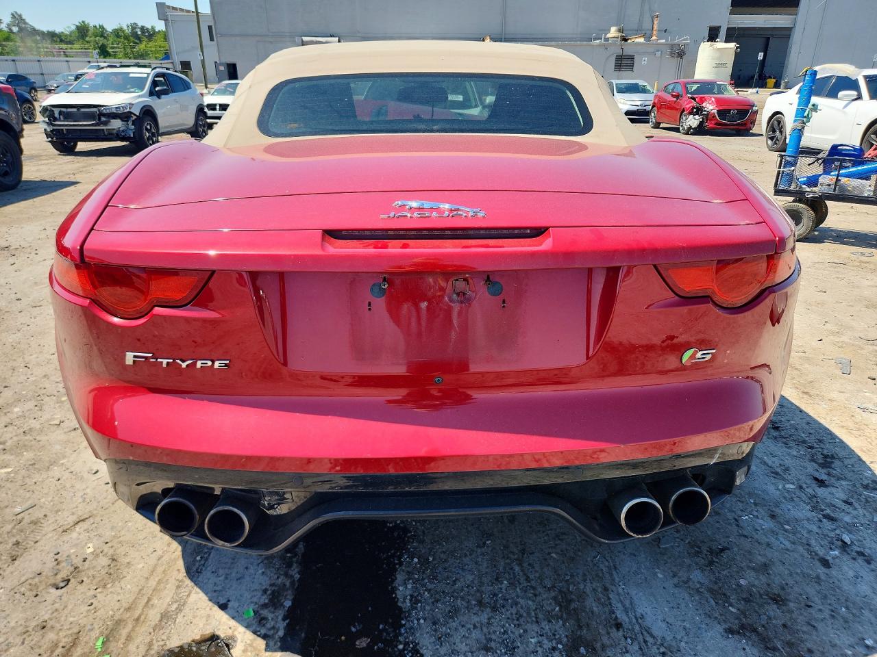 2014 Jaguar F-type V8 S Red vin: SAJWA6GLXEMK04591