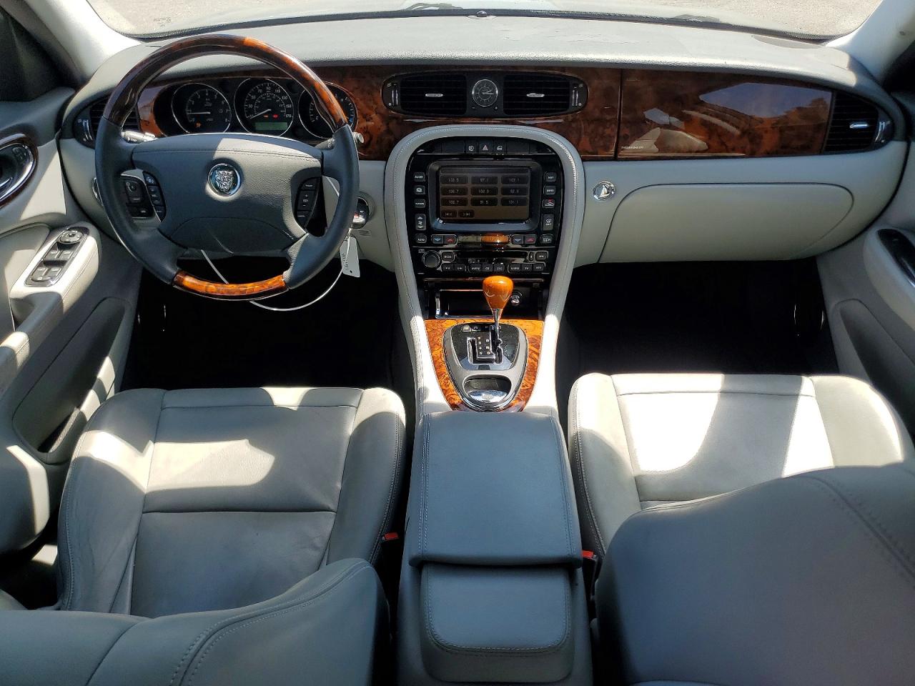 2006 Jaguar Xj8 Blue vin: SAJWA71B06SH02756
