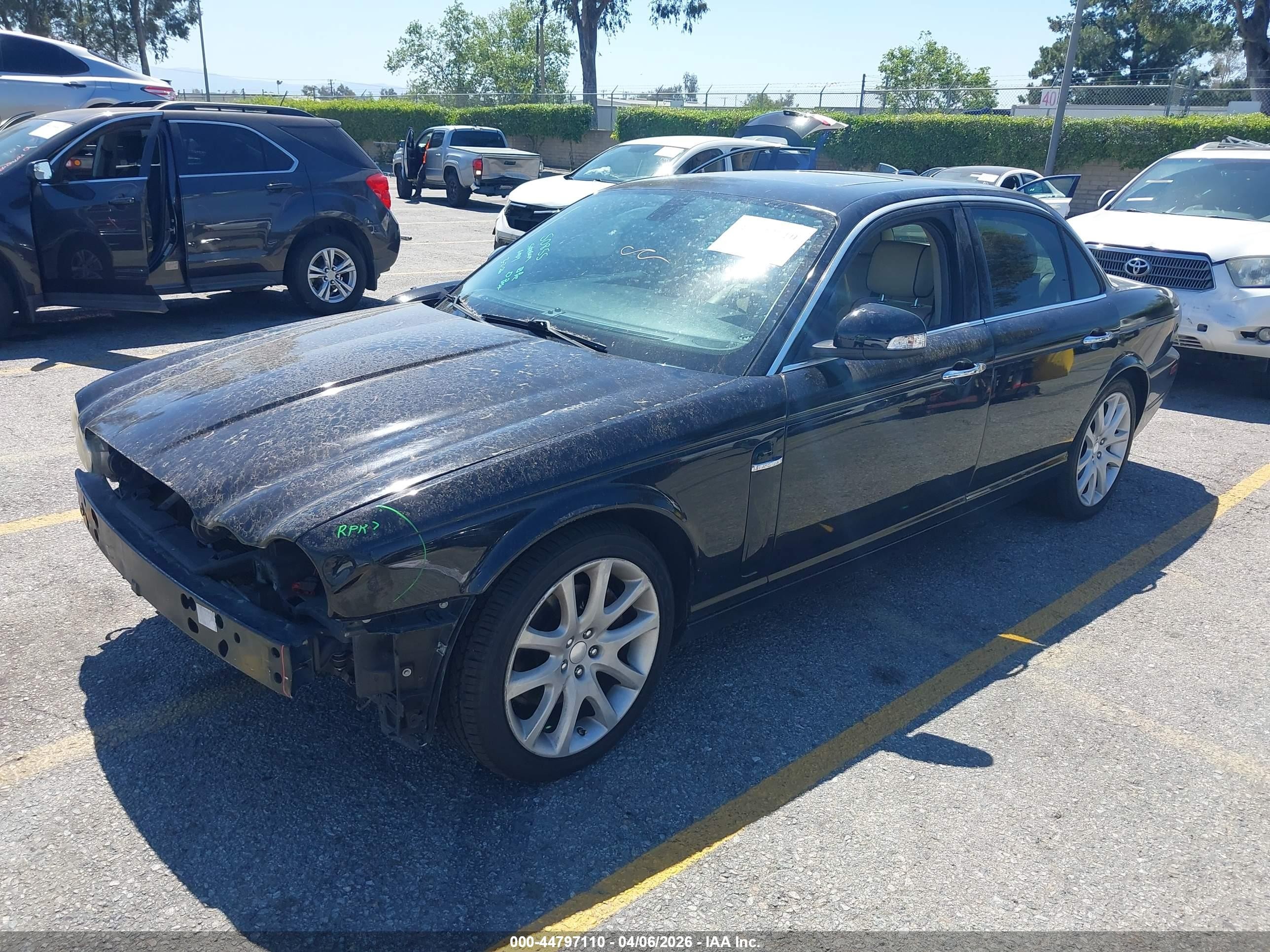 2008 Jaguar Xj Xj8 Black vin: SAJWA71B08SH21665
