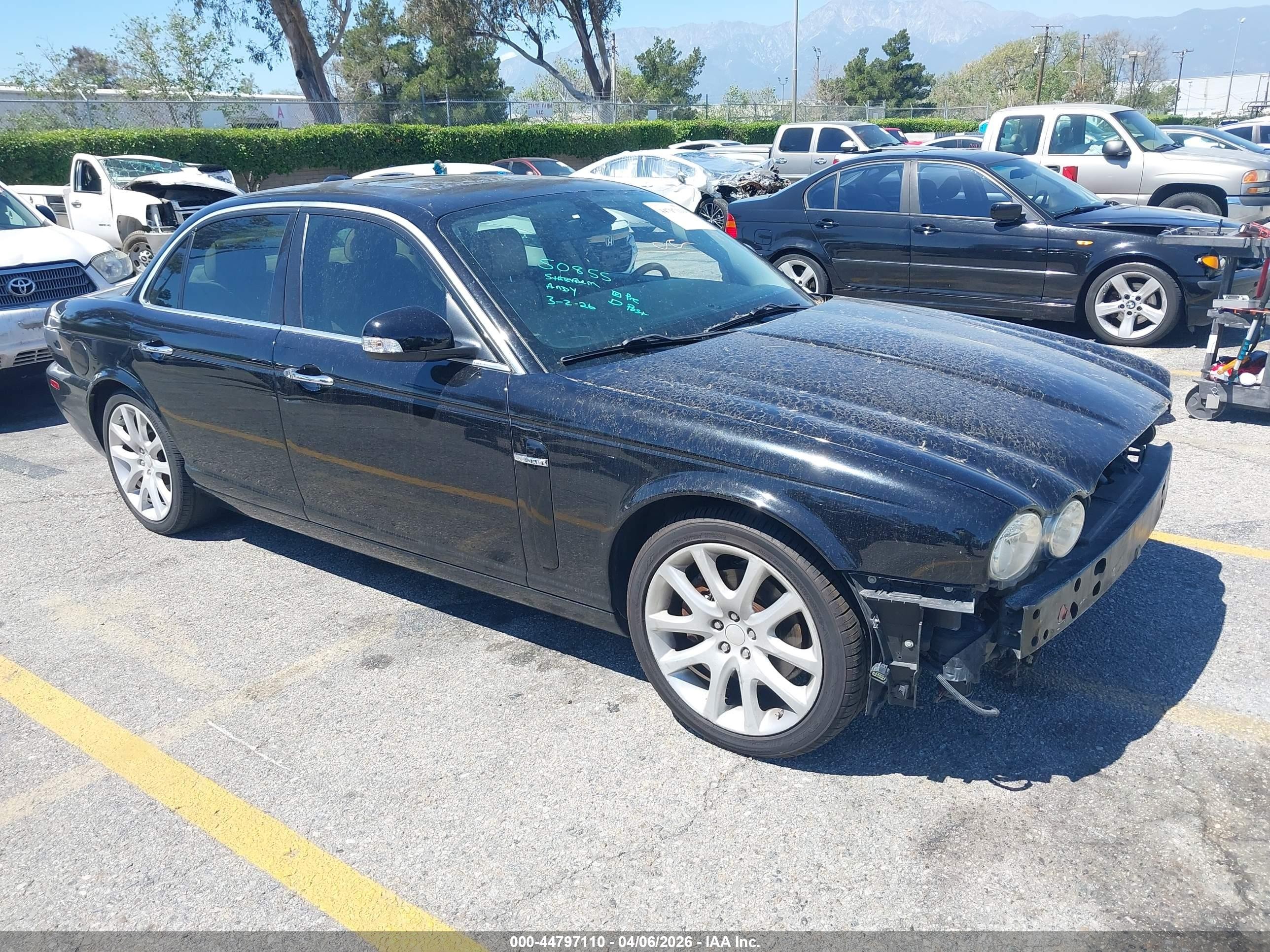 2008 Jaguar Xj Xj8 Black vin: SAJWA71B08SH21665