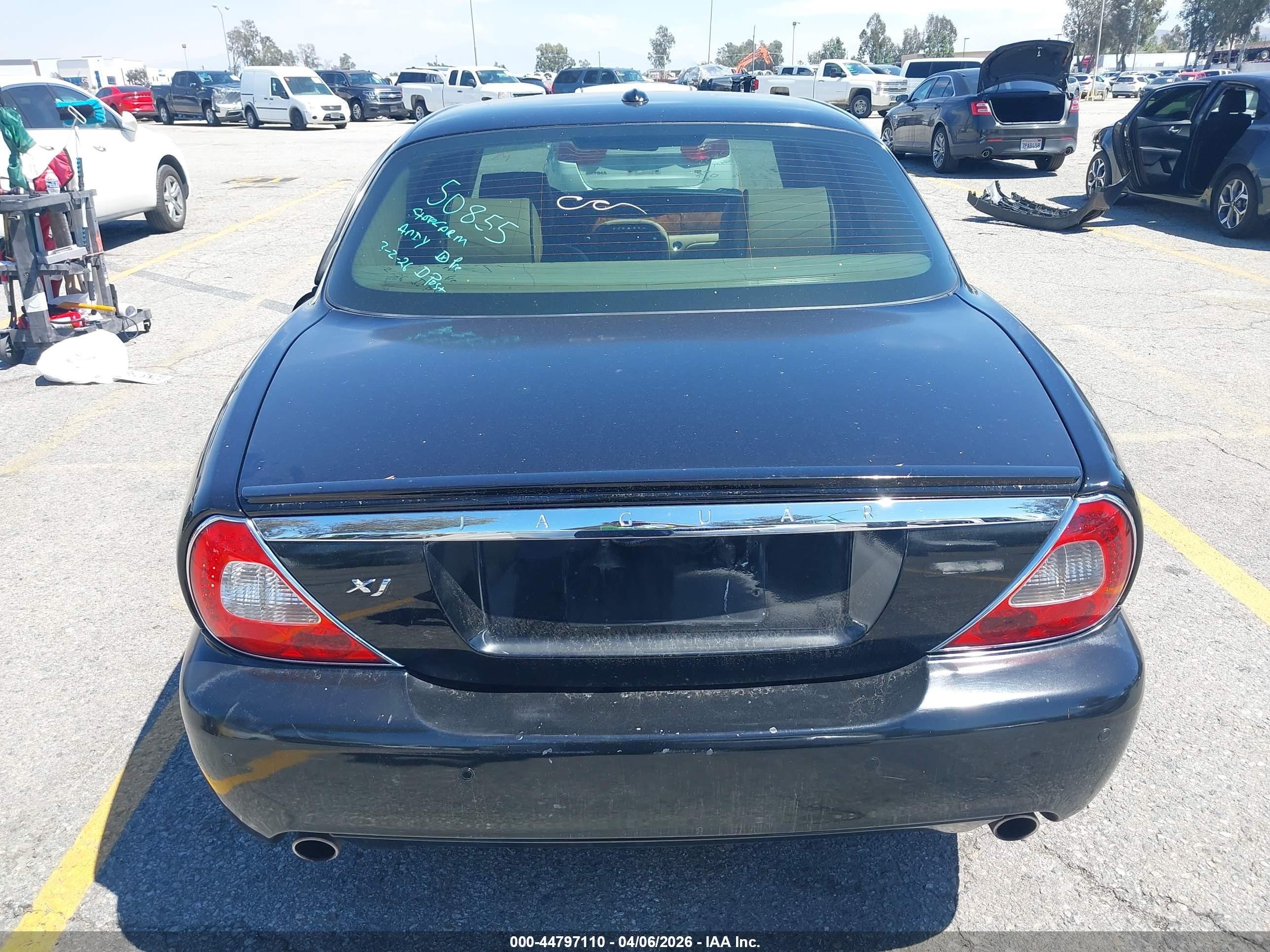 2008 Jaguar Xj Xj8 Black vin: SAJWA71B08SH21665