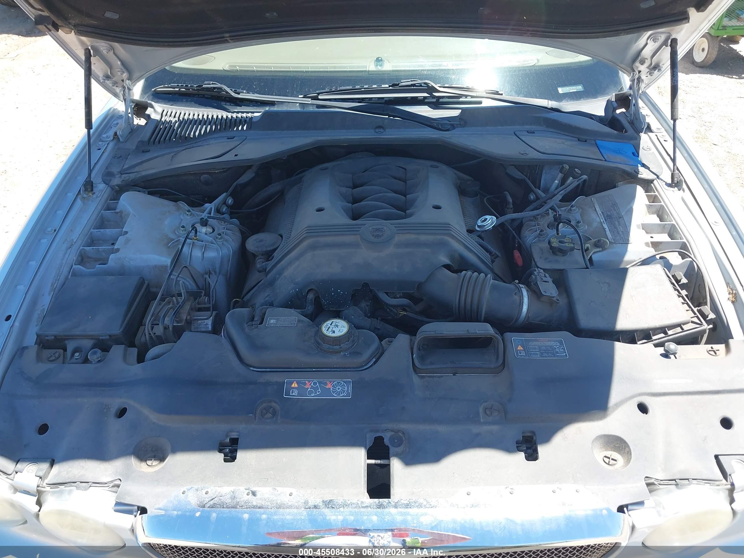 2006 Jaguar Xj Xj8 Silver vin: SAJWA71B16SH10980