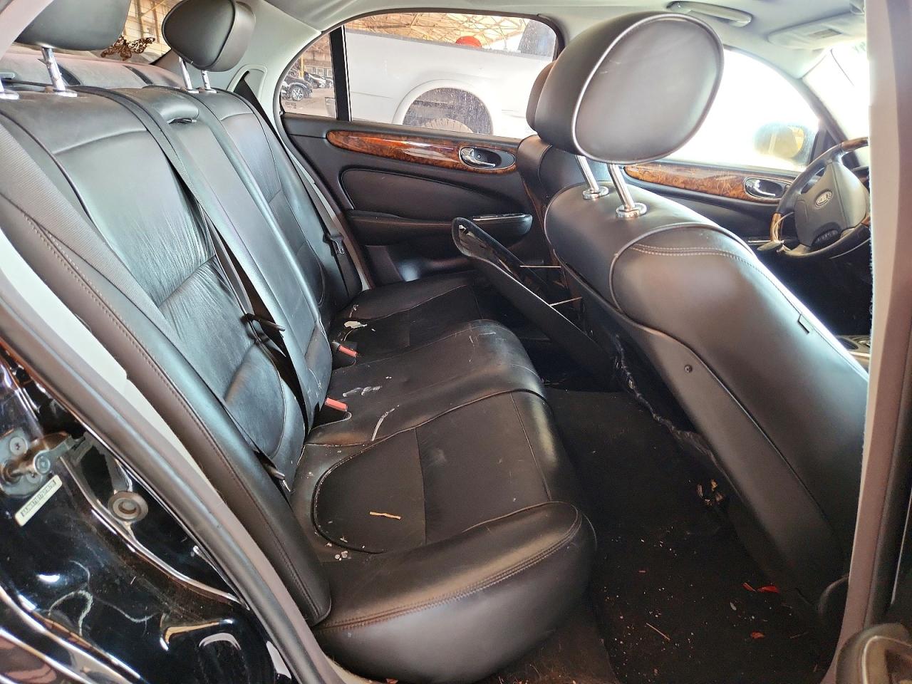 2007 Jaguar Xj8 Black vin: SAJWA71B17SH16795