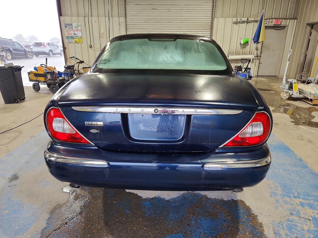 2007 Jaguar Xj8 Blue vin: SAJWA71BX7SH14432