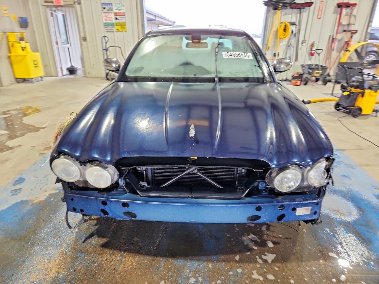 2007 Jaguar Xj8 Blue vin: SAJWA71BX7SH14432